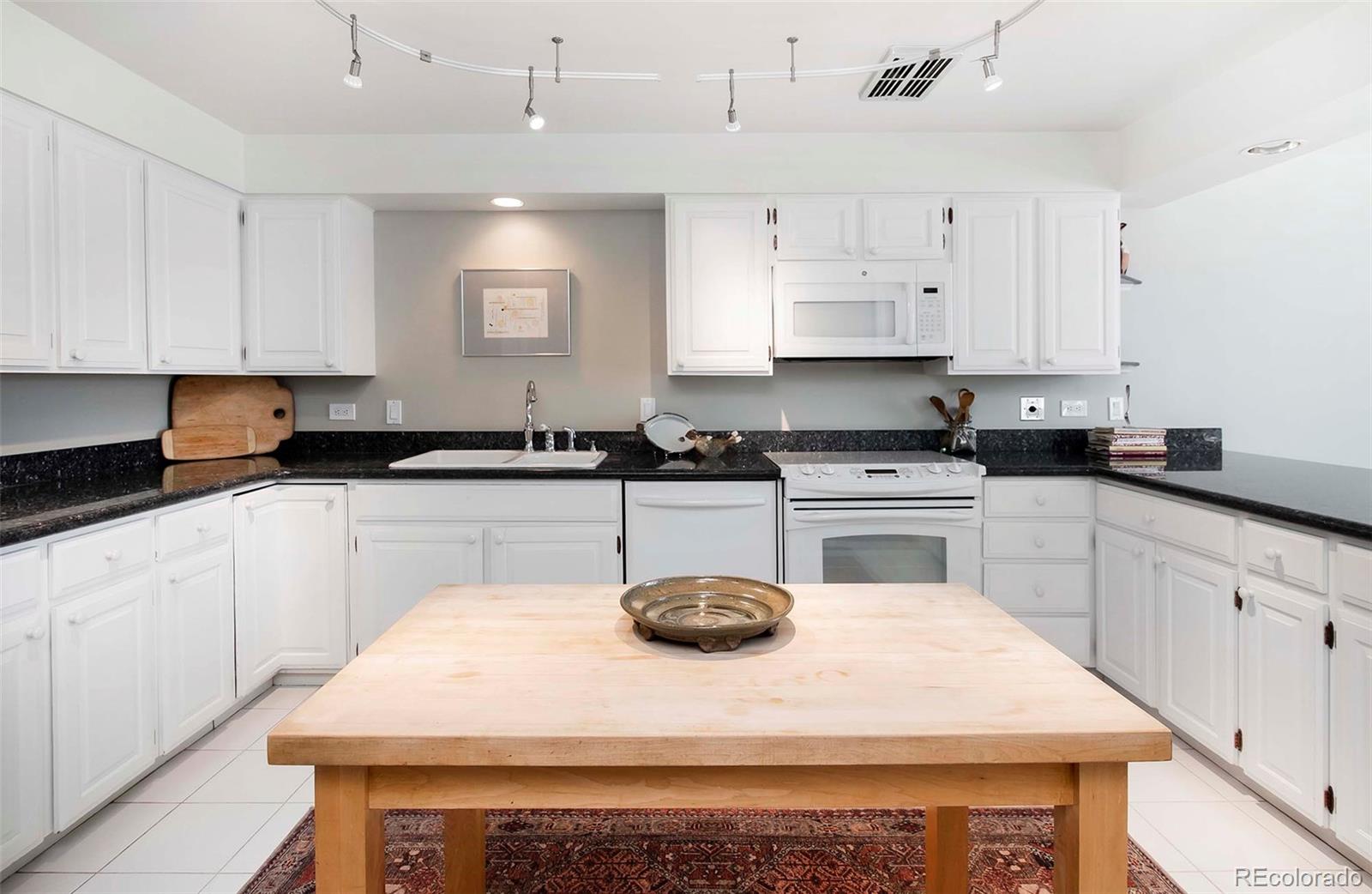 1510 E 10th Avenue Unit: 2E