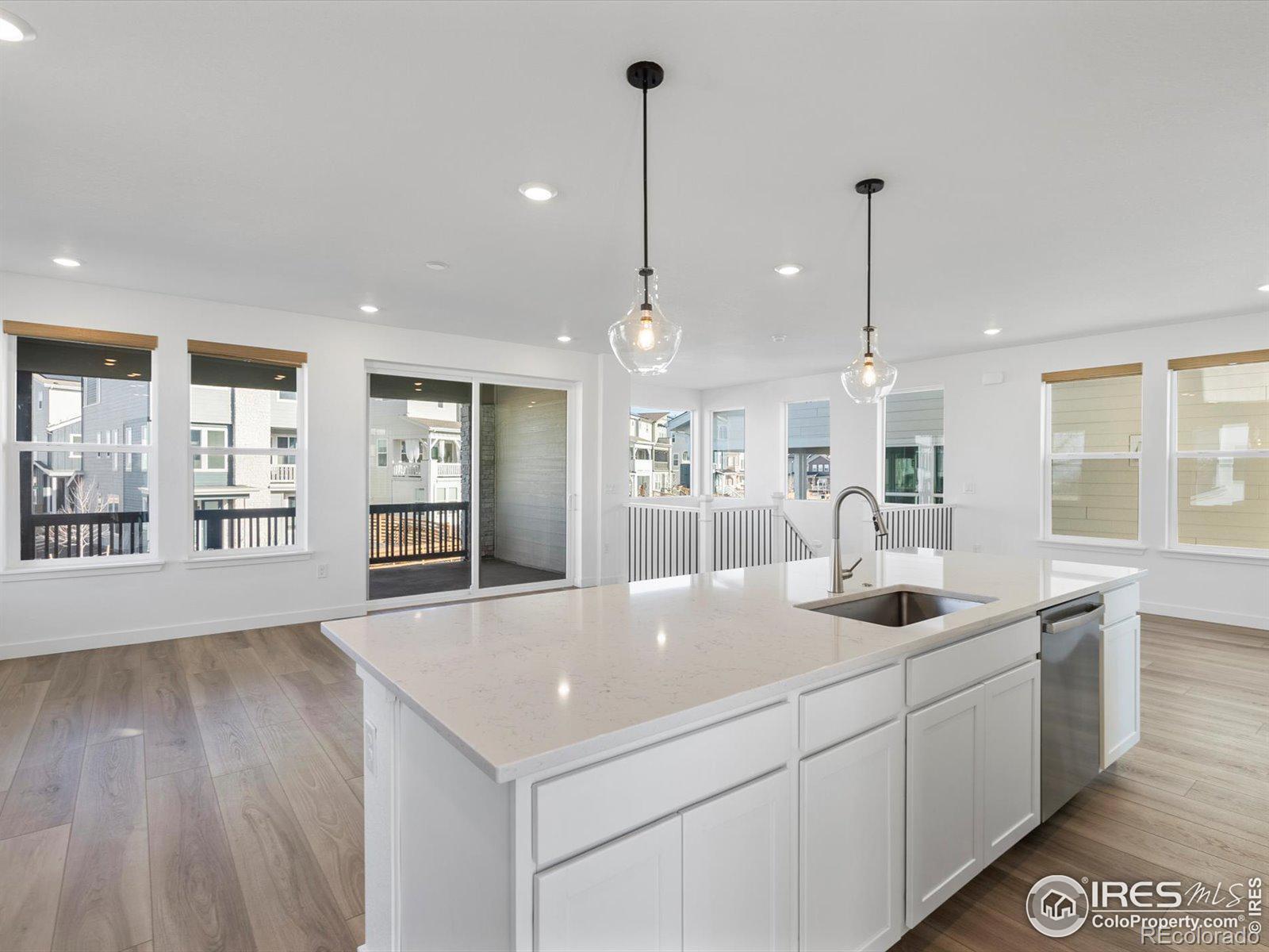 928 Farrier Lane