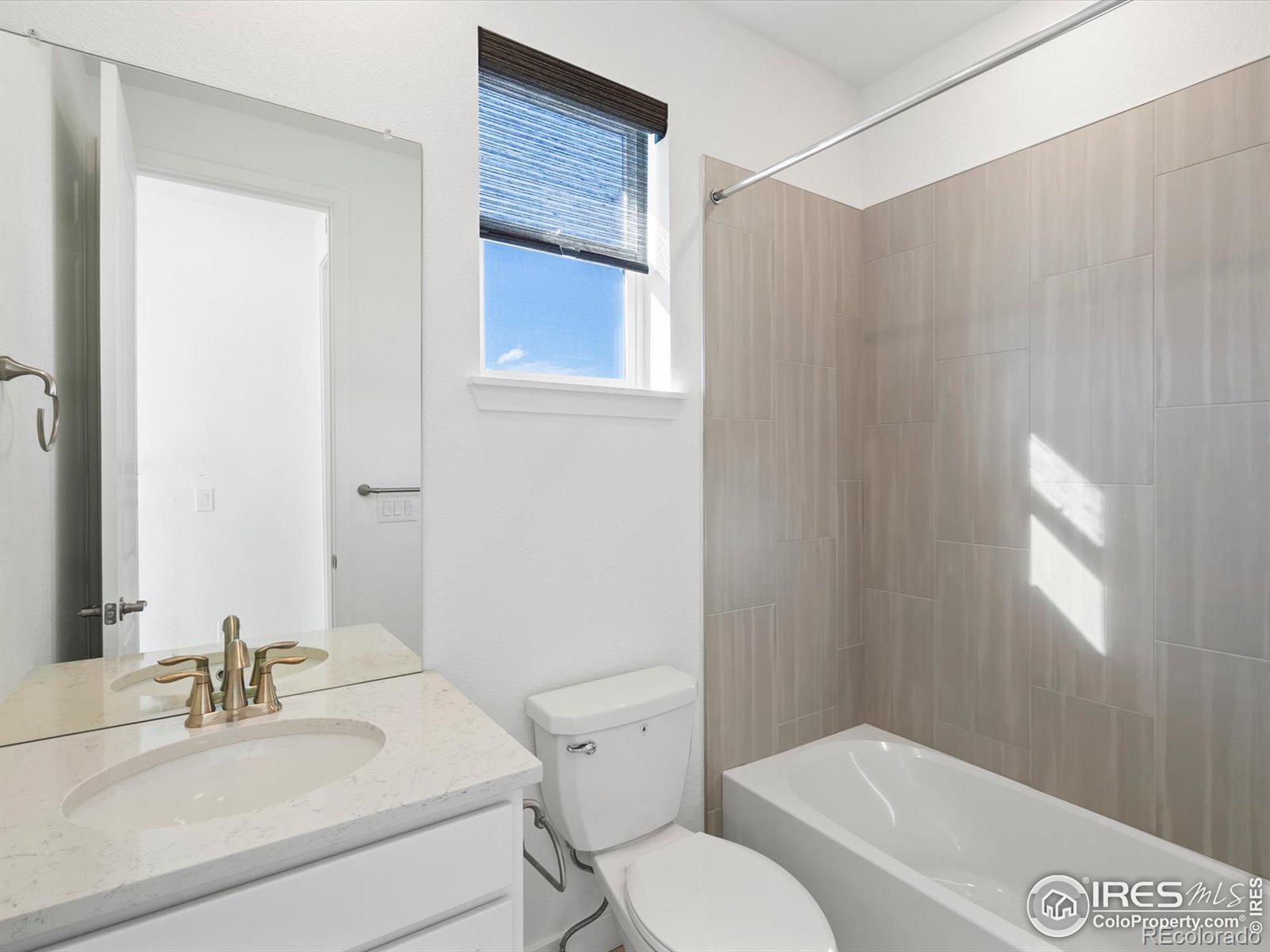928 Farrier Lane