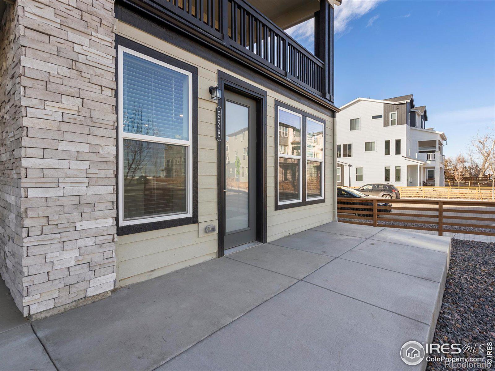 928 Farrier Lane