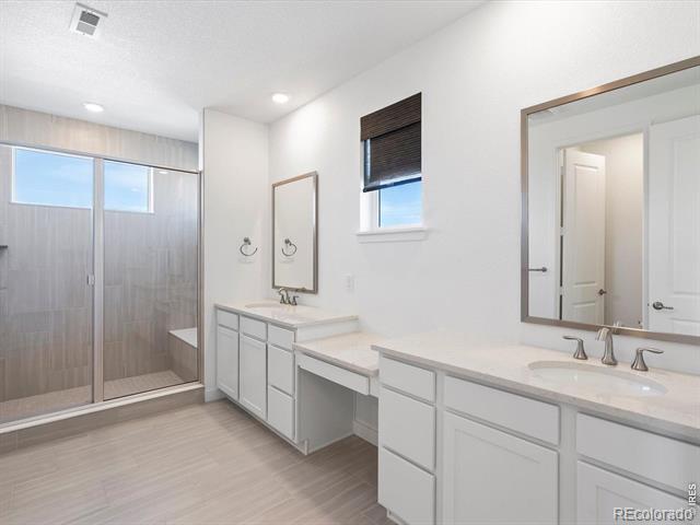 928 Farrier Lane