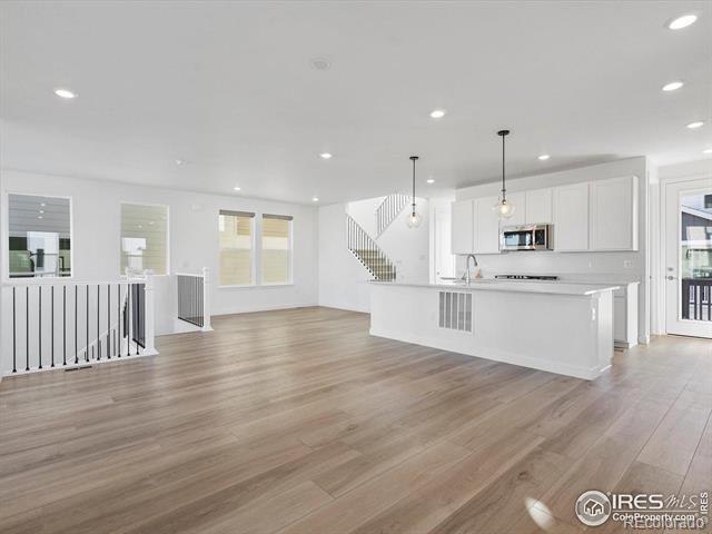 928 Farrier Lane