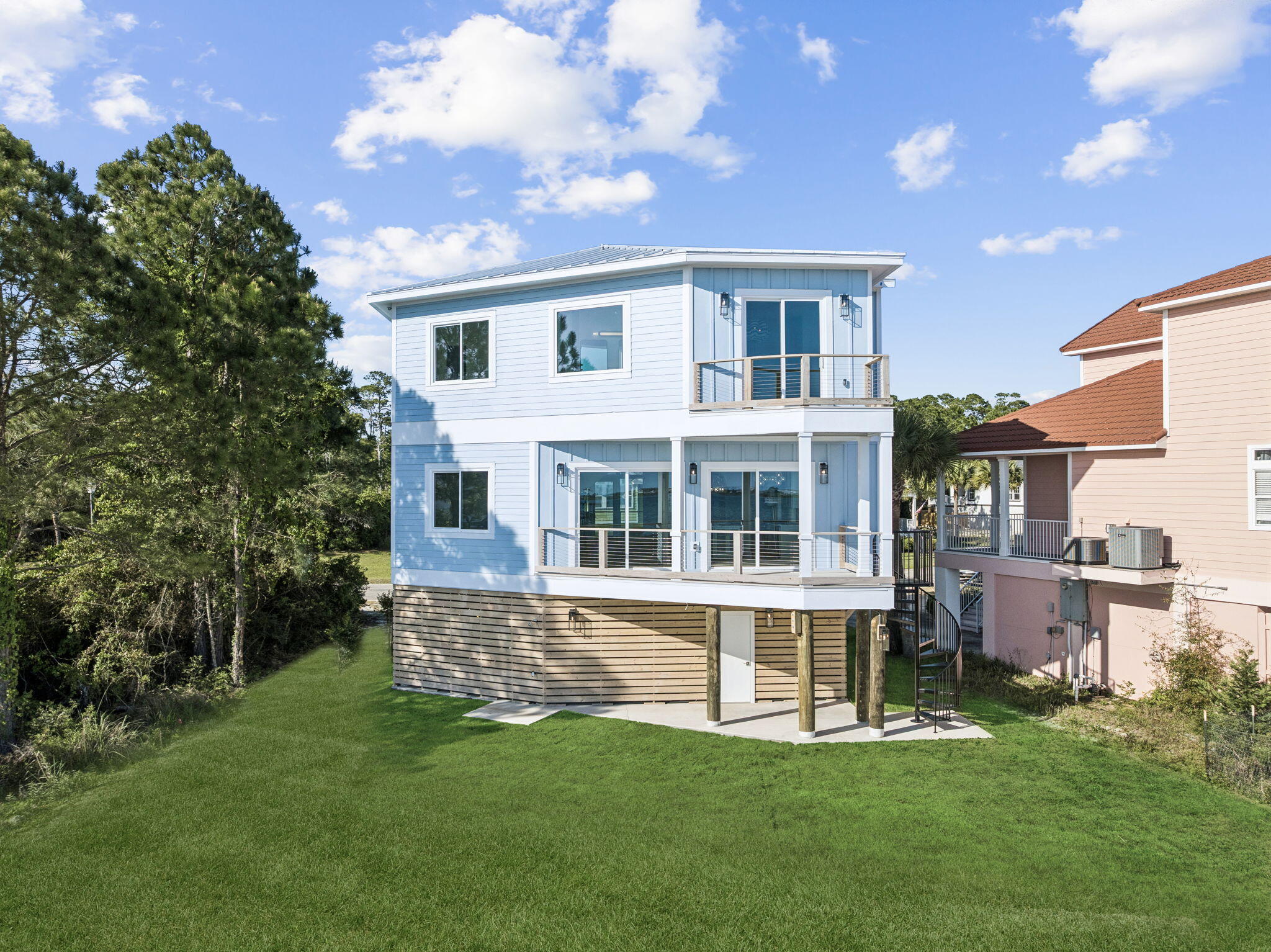 232 Tecumseh Lane