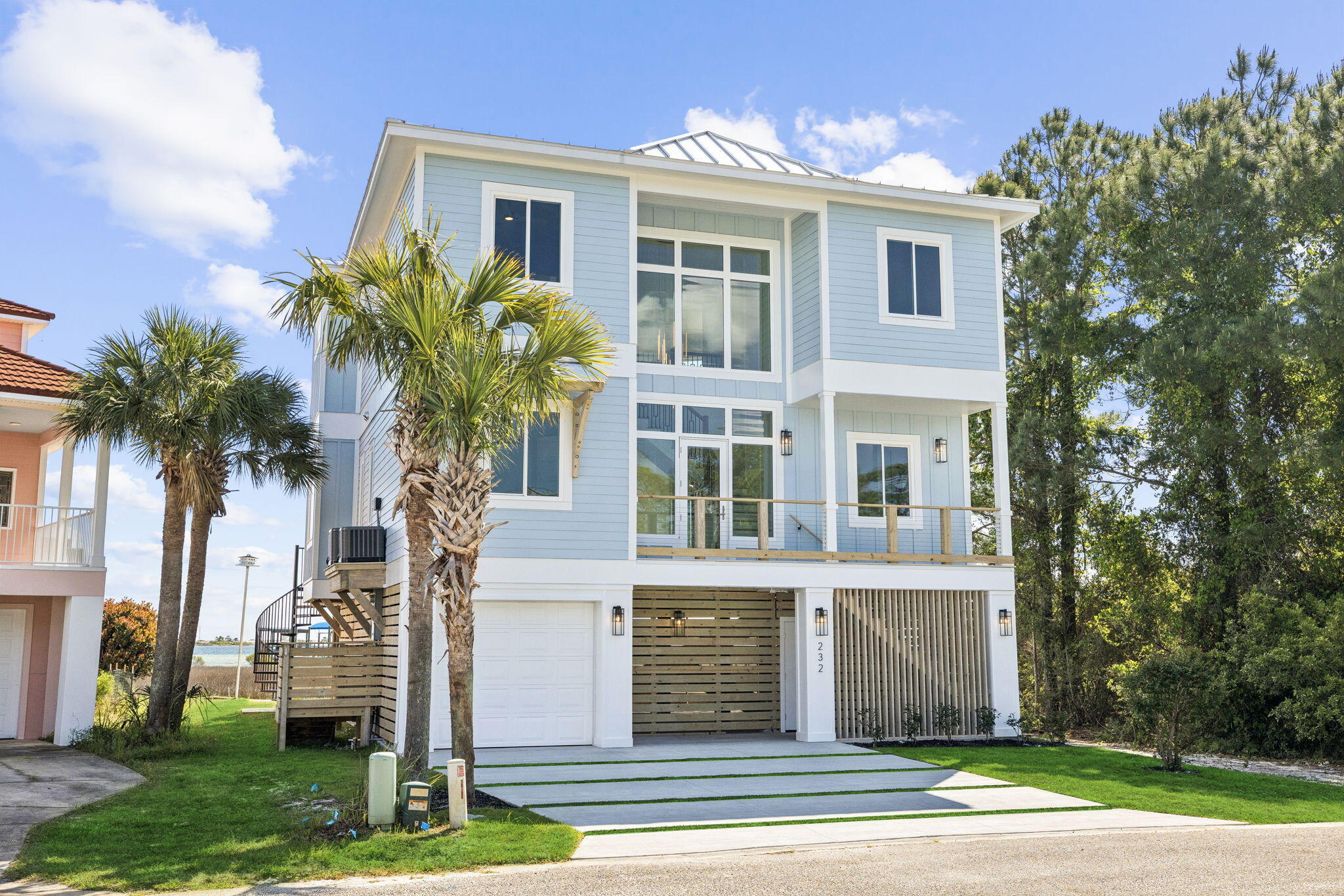 232 Tecumseh Lane