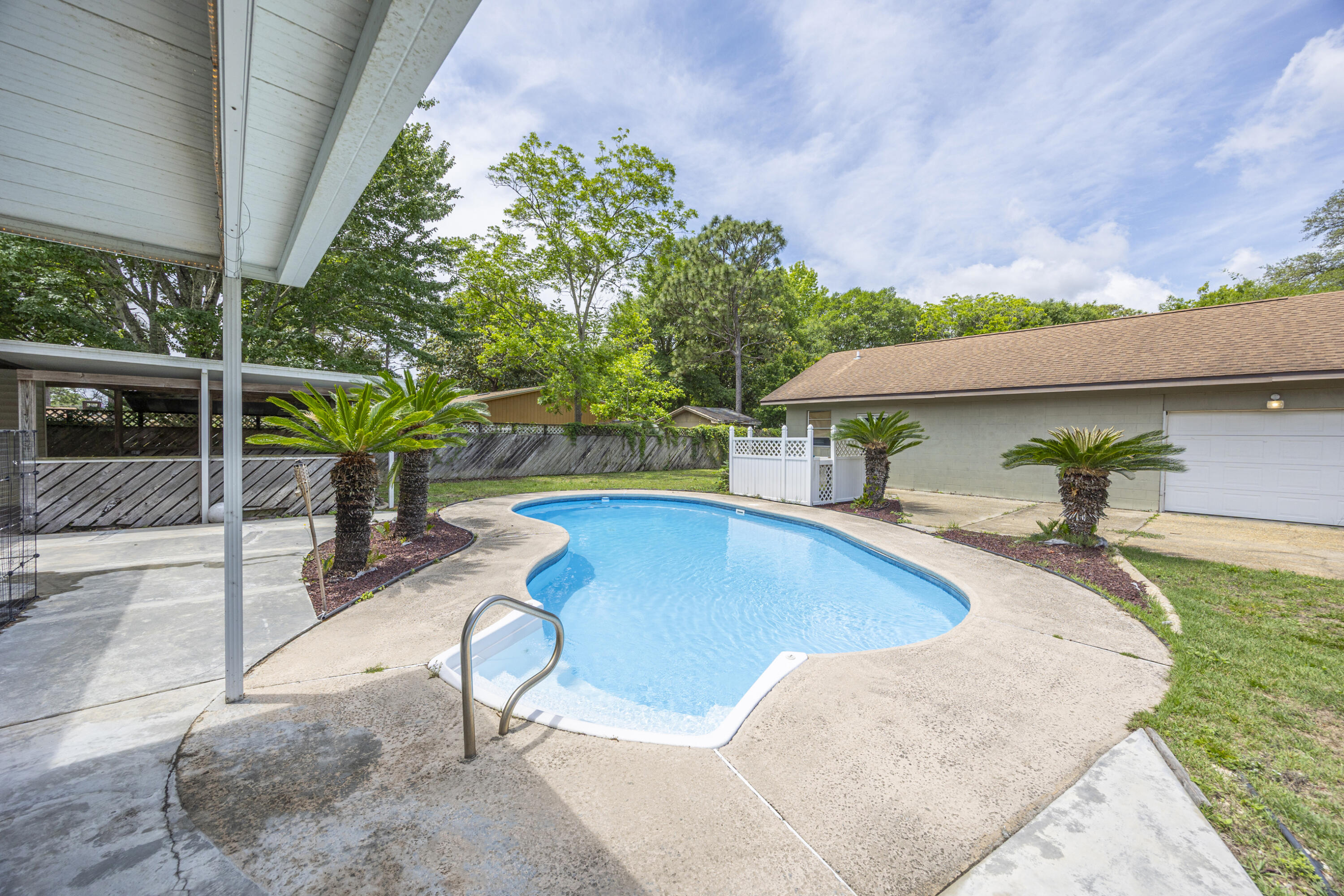 1213 Forest Heights Road