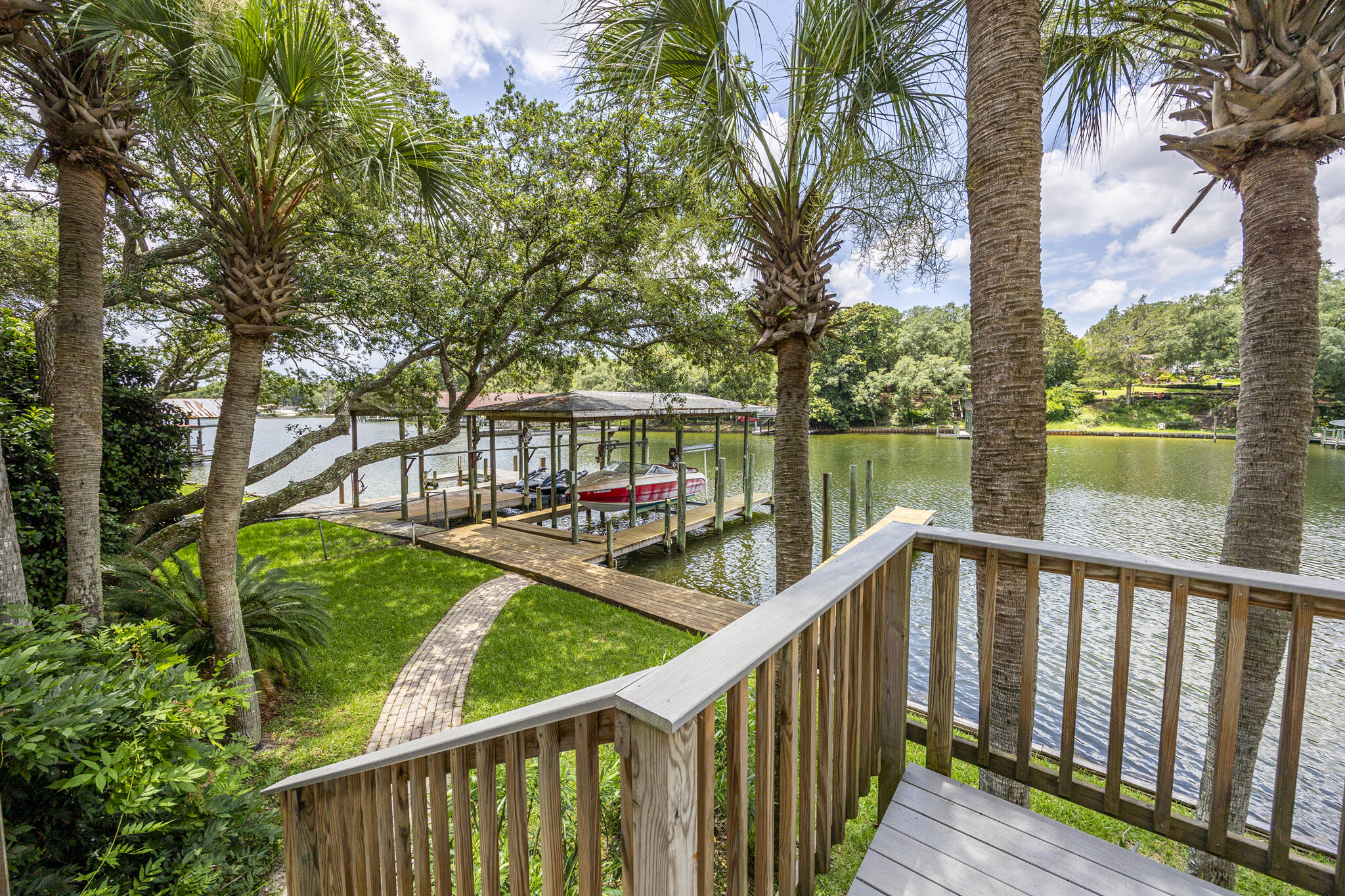 149 Eldredge Road