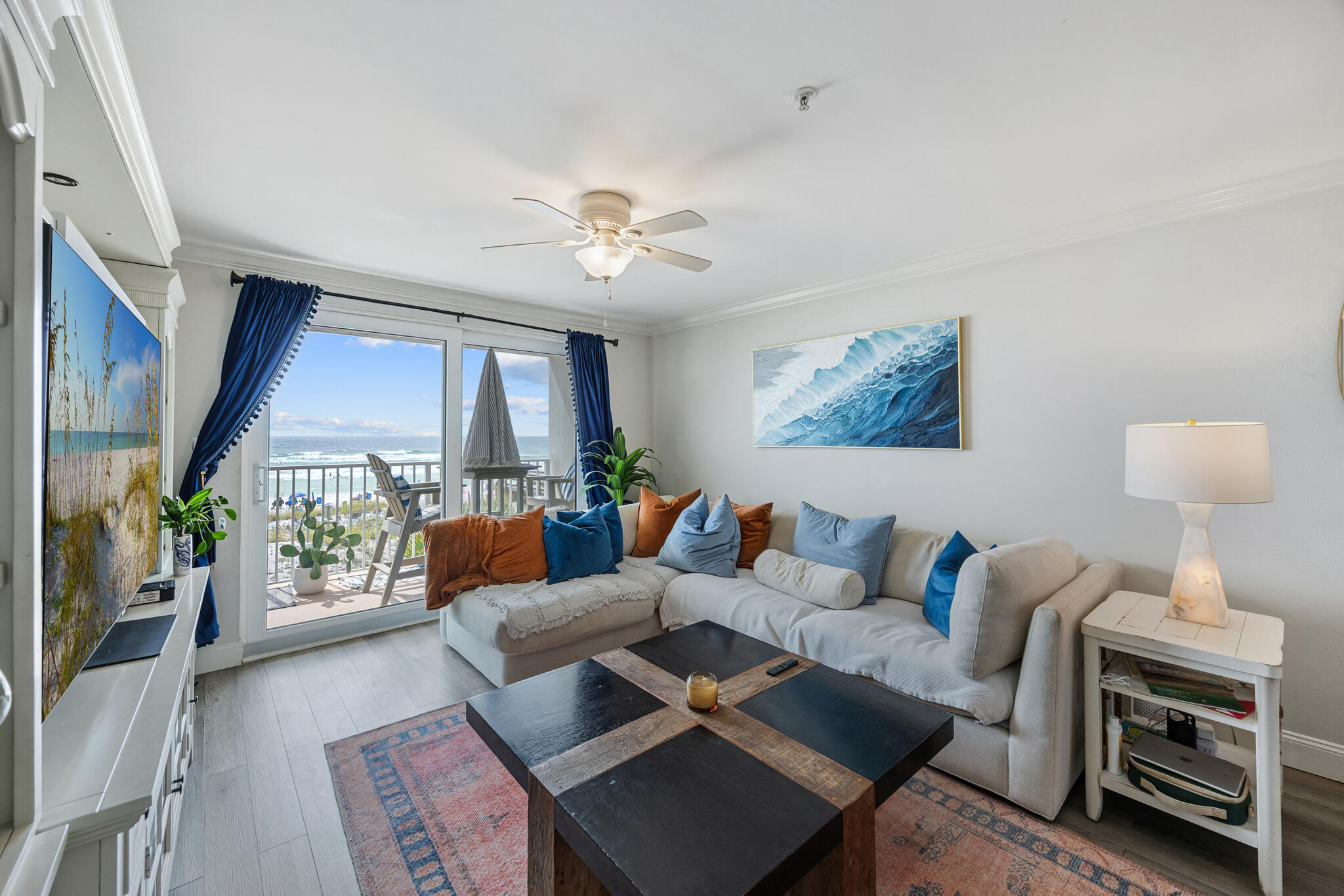 670 Nautilus Court 202