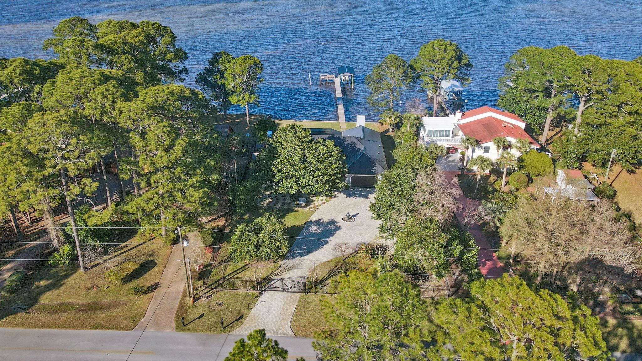 724 Shore Drive