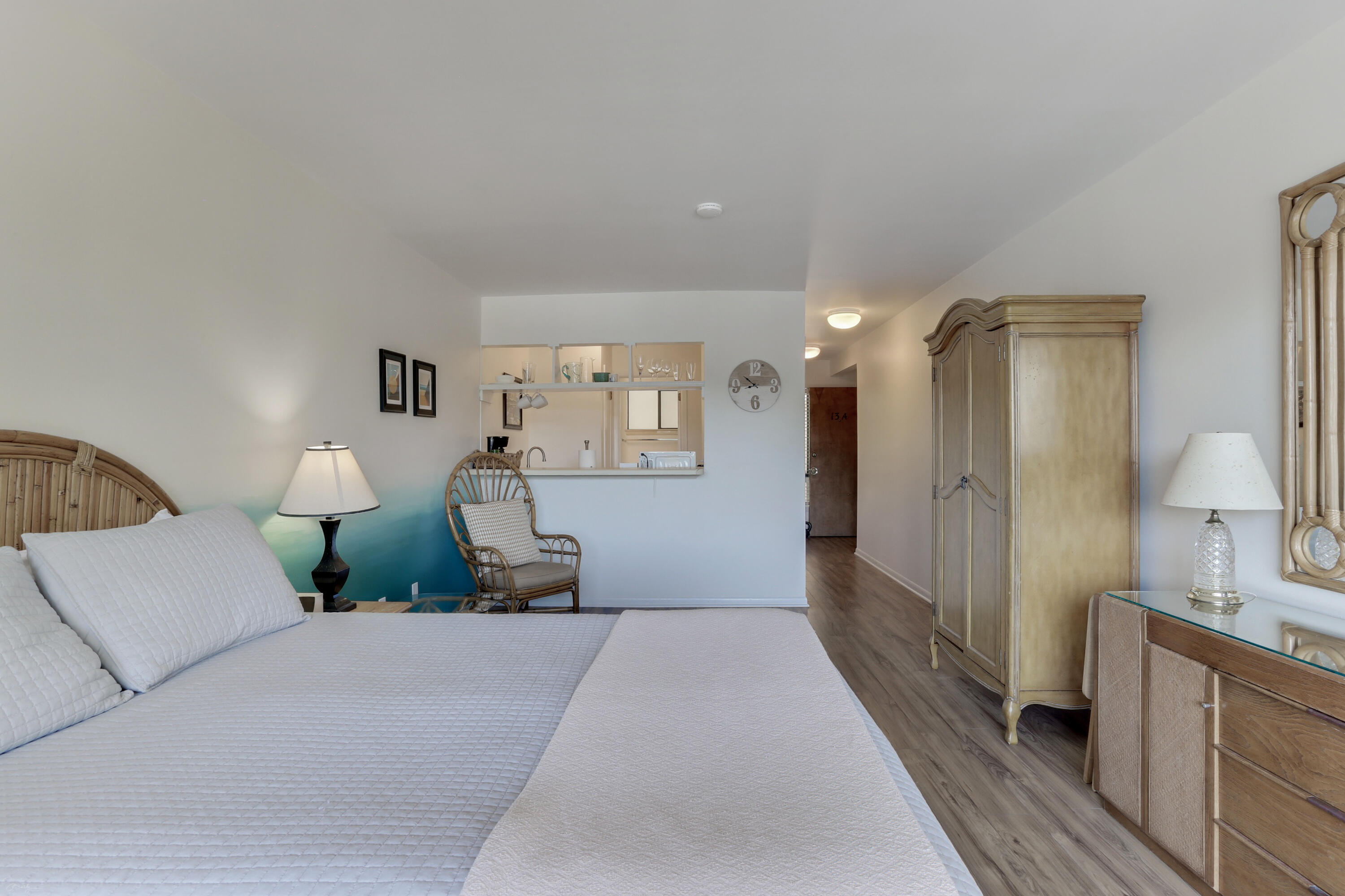 300 Yacht Club Drive Unit: UNIT 13