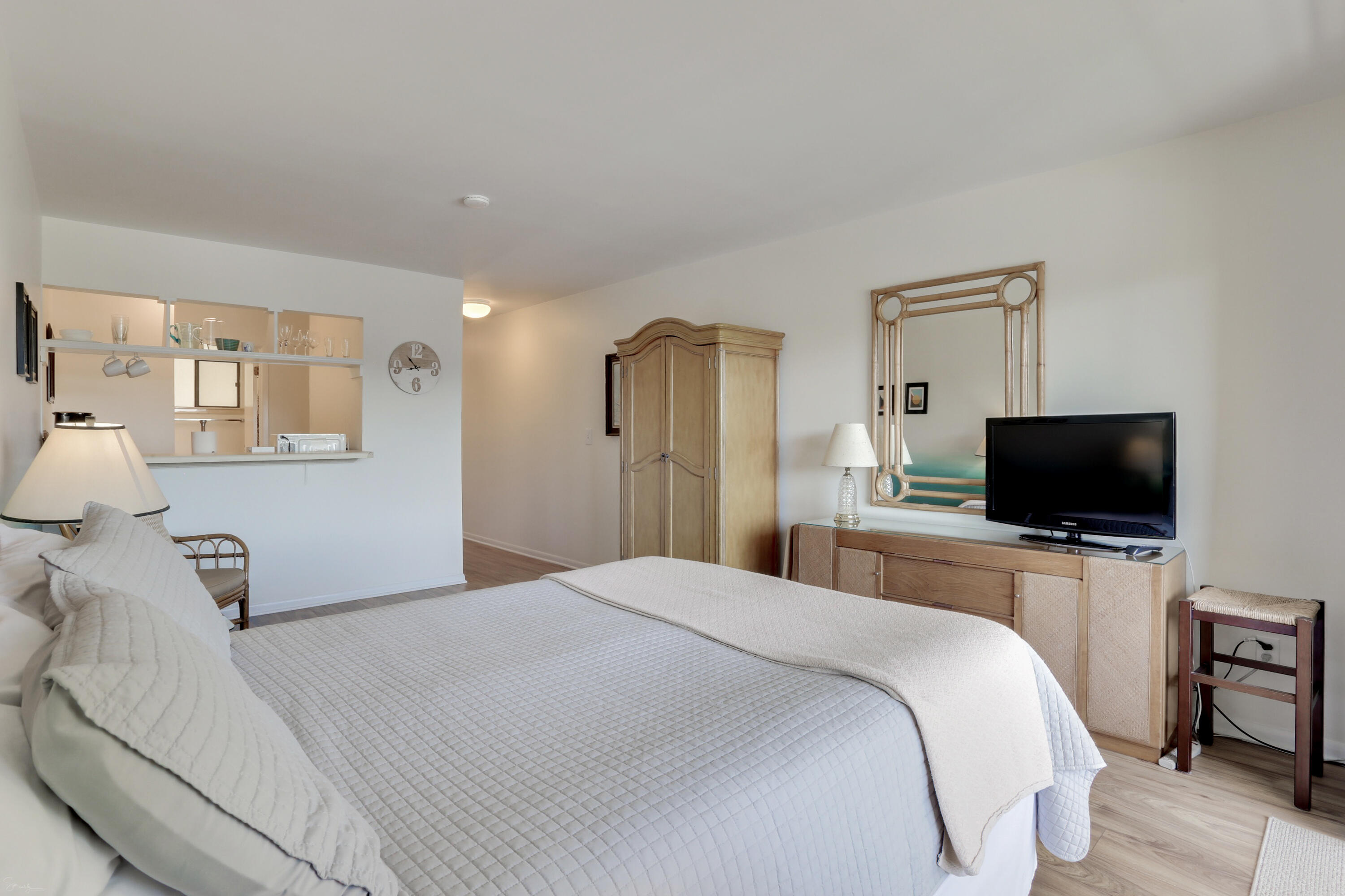 300 Yacht Club Drive Unit: UNIT 13