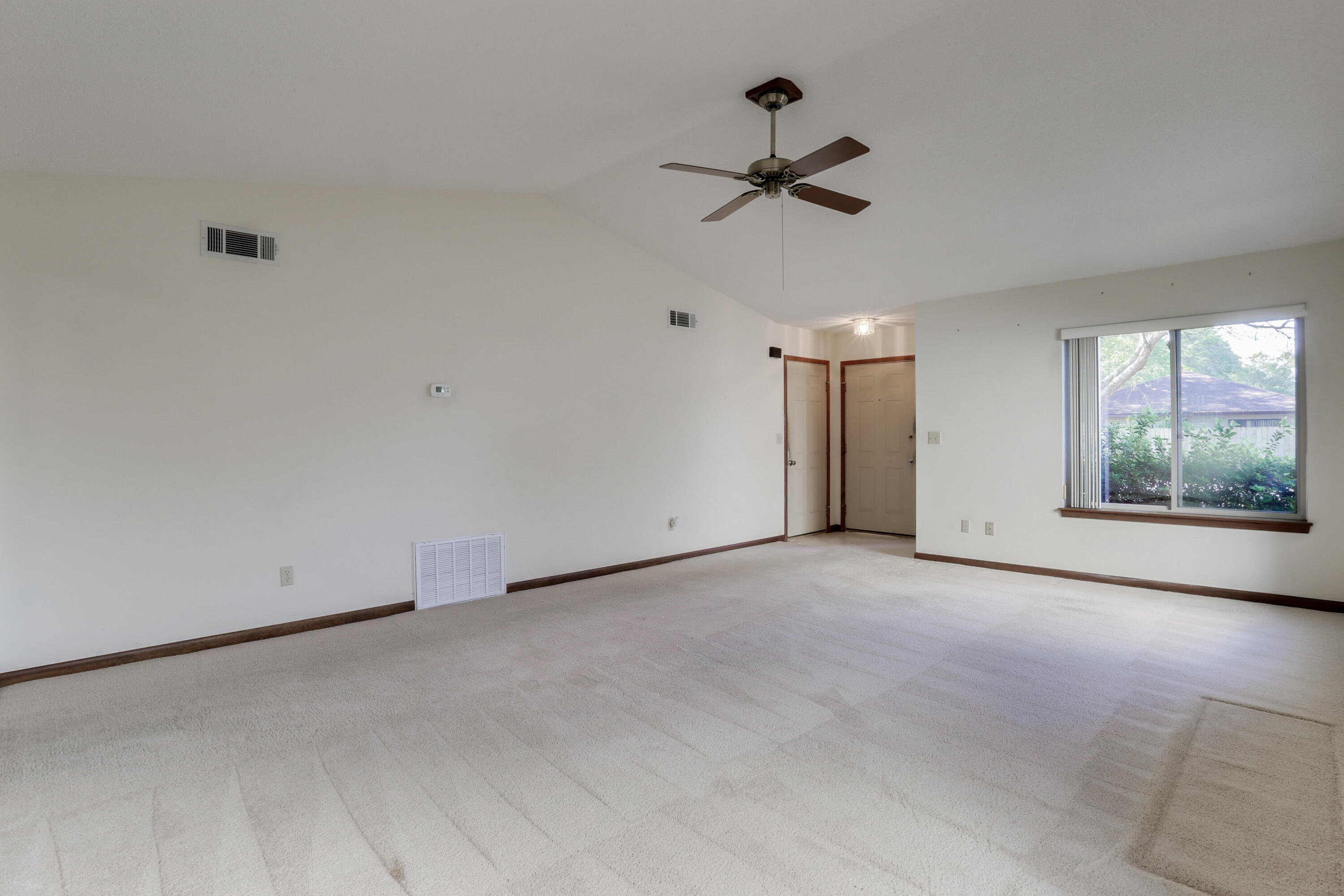 3201 Sunshine Lane