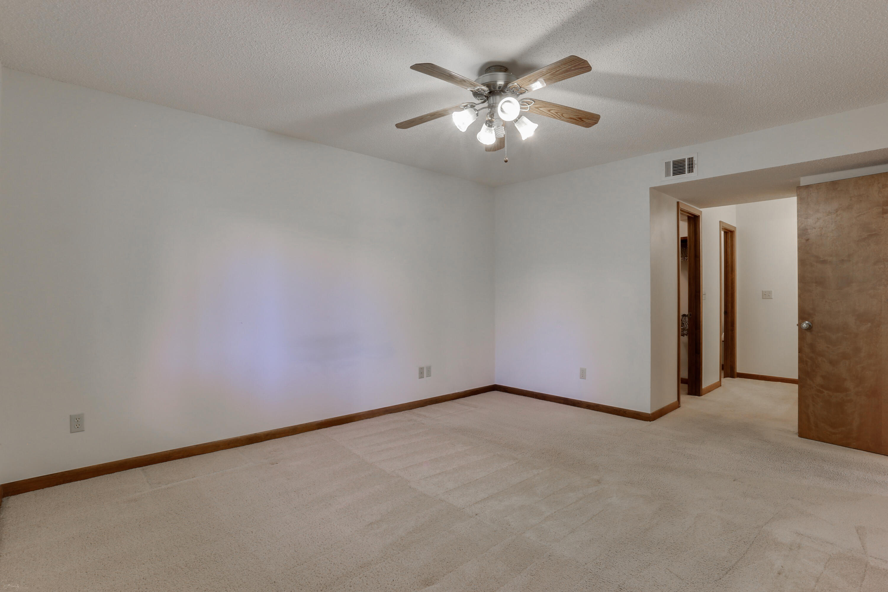 3201 Sunshine Lane
