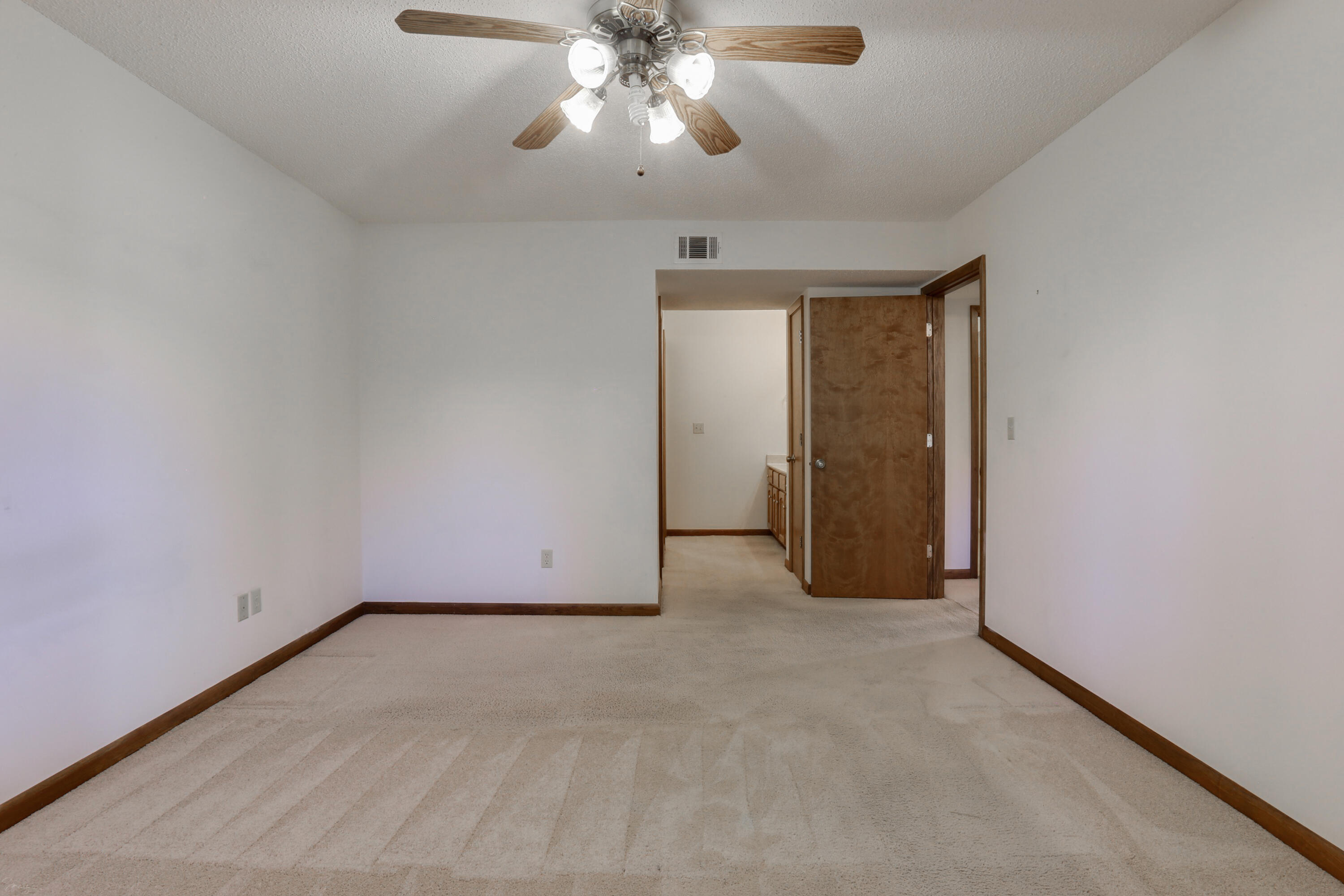 3201 Sunshine Lane