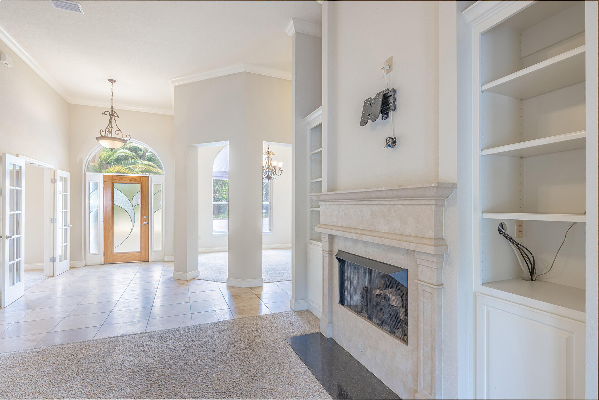 2339 Canal Drive