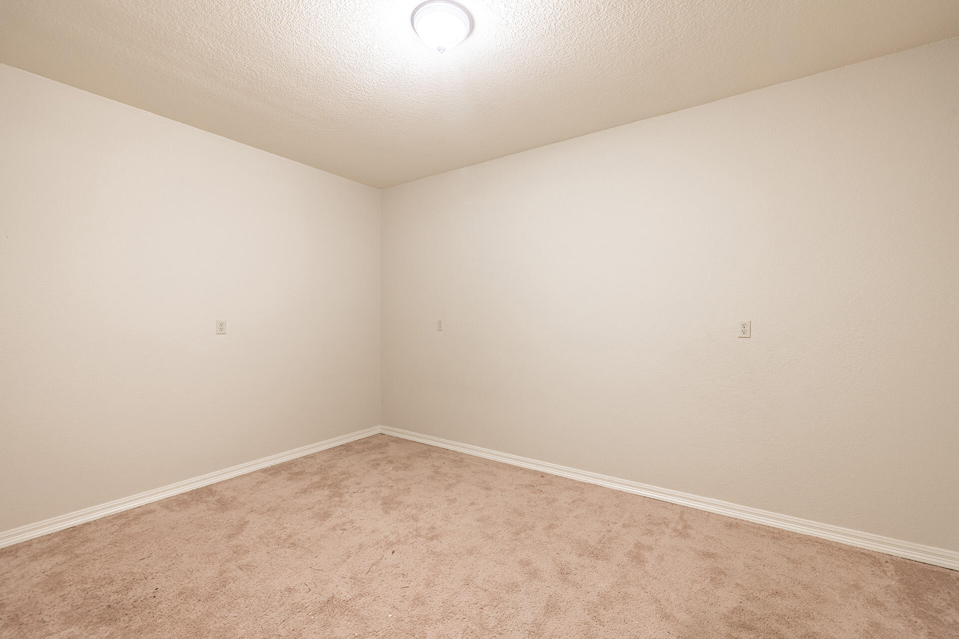 2339 Canal Drive