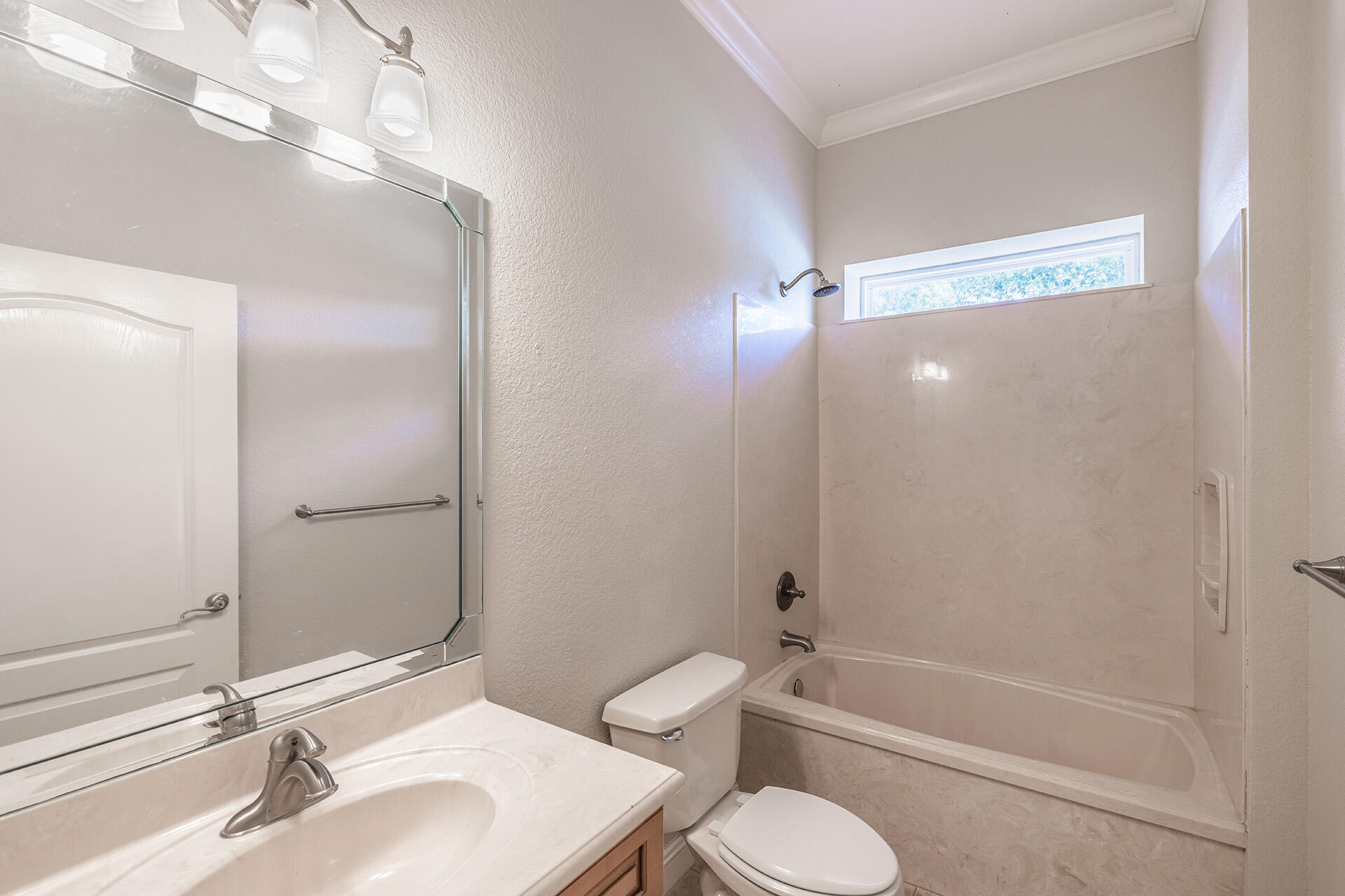 2339 Canal Drive