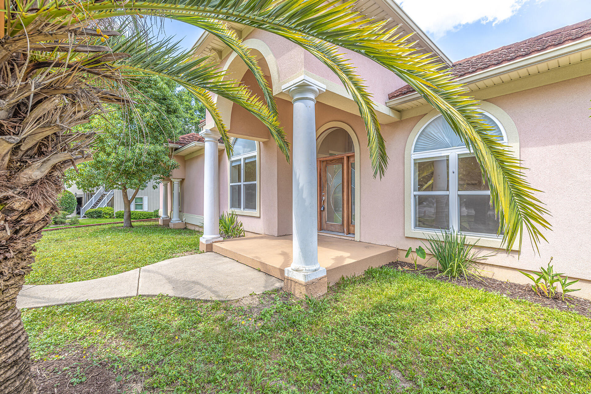 2339 Canal Drive