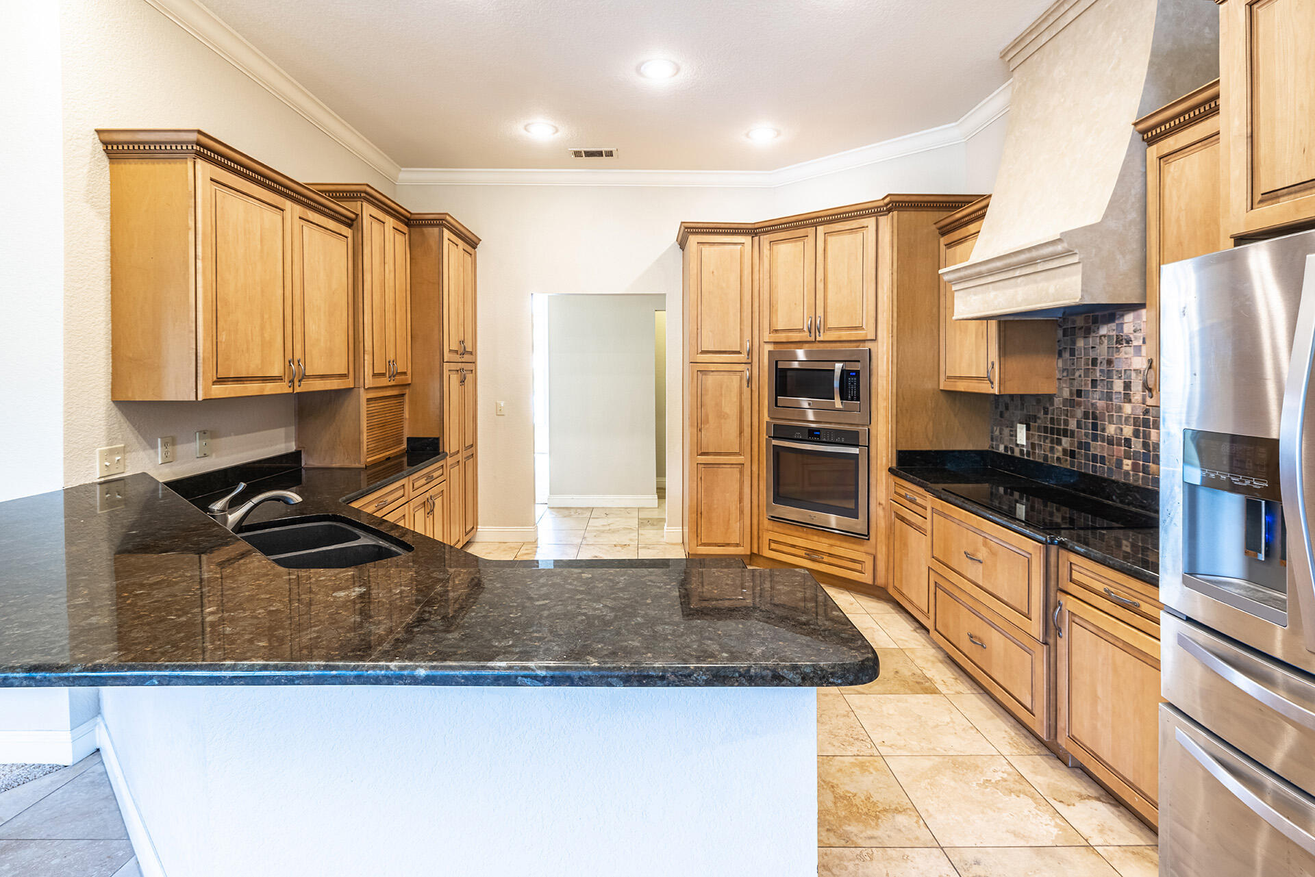 2339 Canal Drive