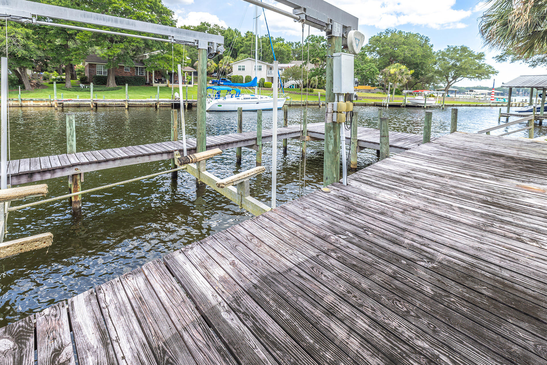 2339 Canal Drive