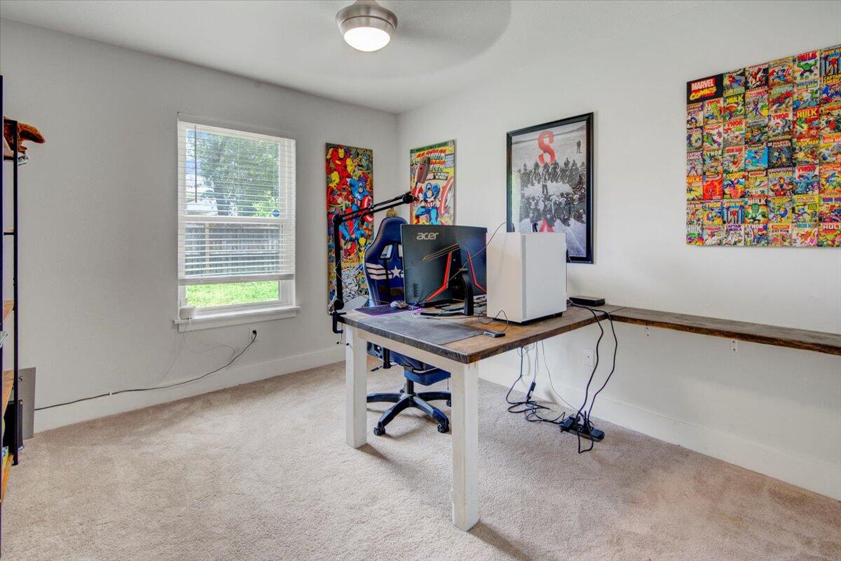 10008 Calle De Palencia