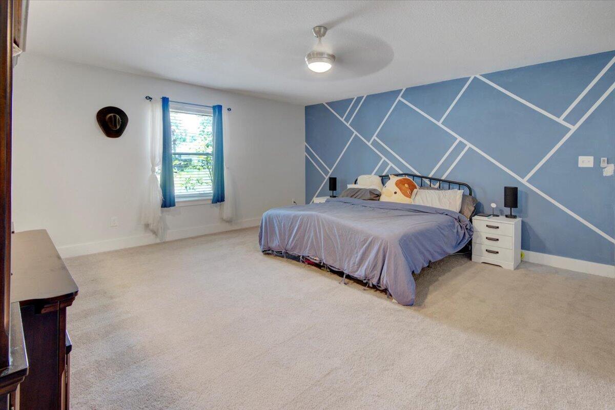 10008 Calle De Palencia