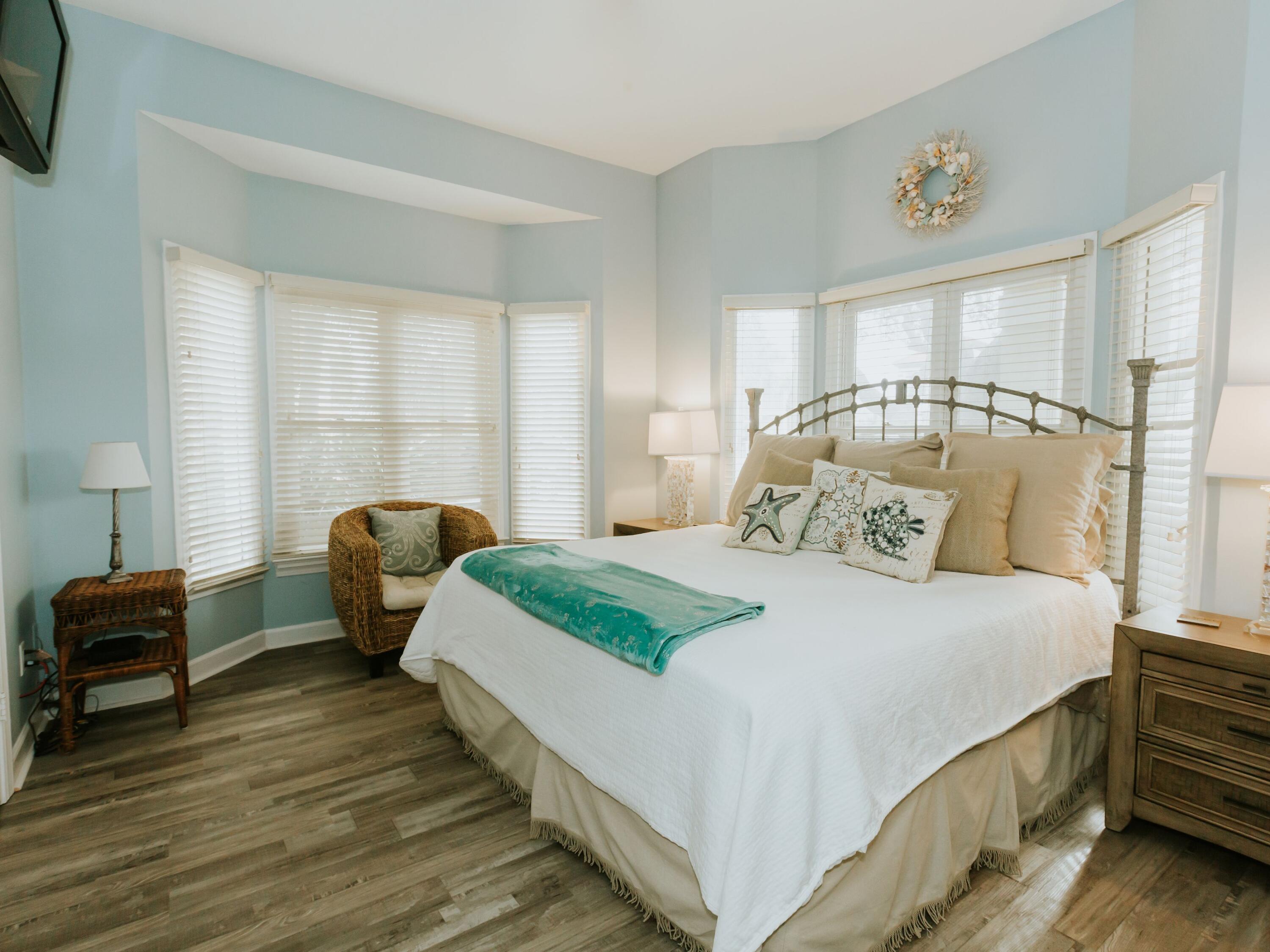 4765 Calatrava Court