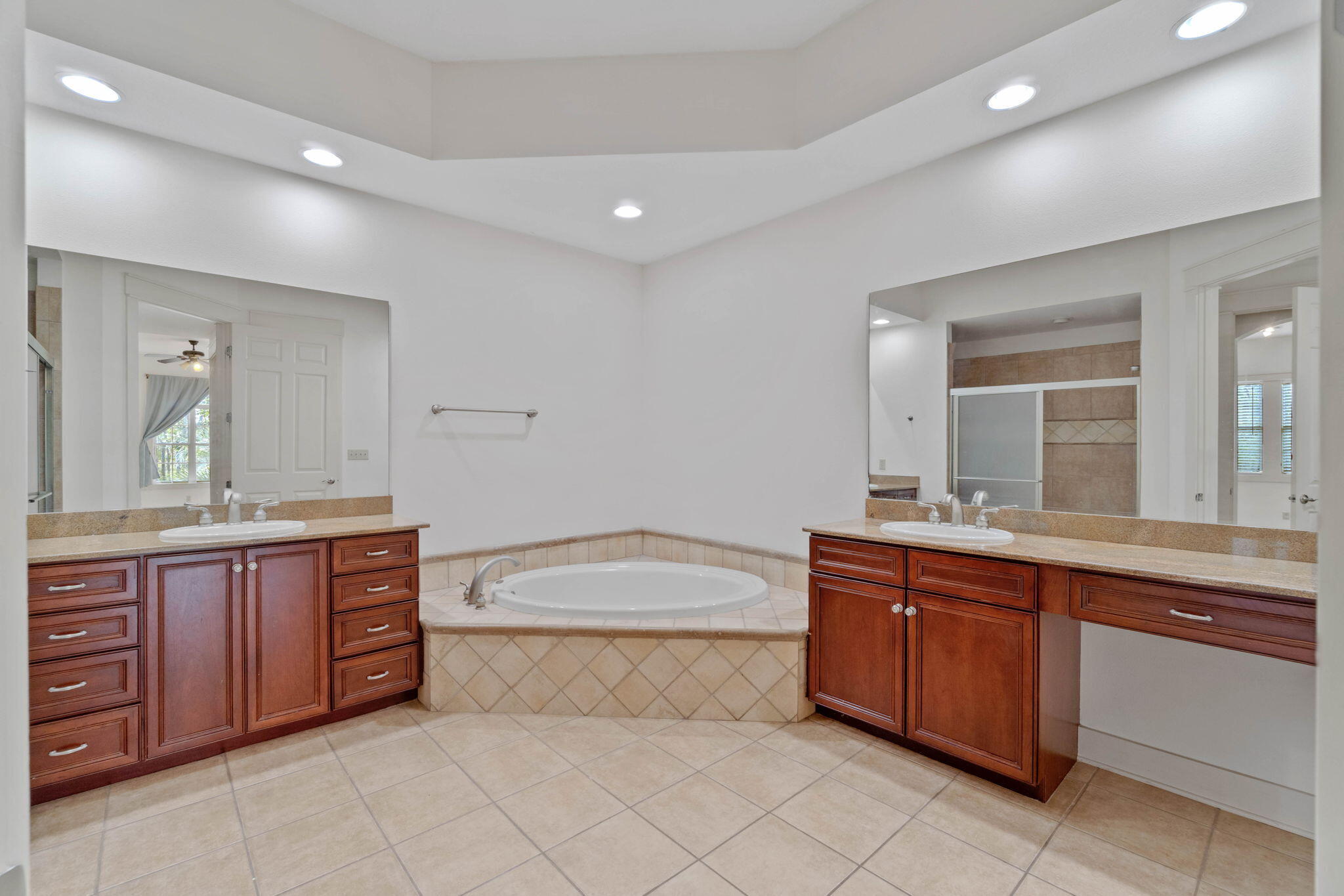 4522 Golf Villa Court Unit: UNIT 203