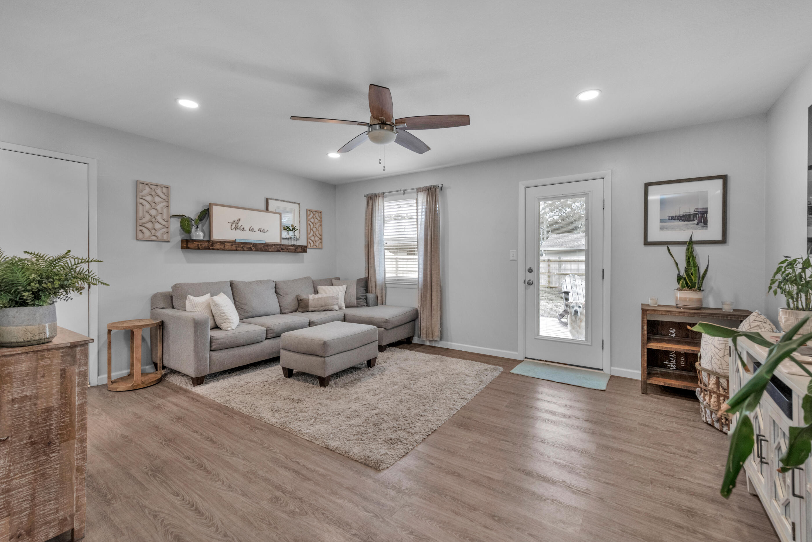 146 NW Audrey Circle