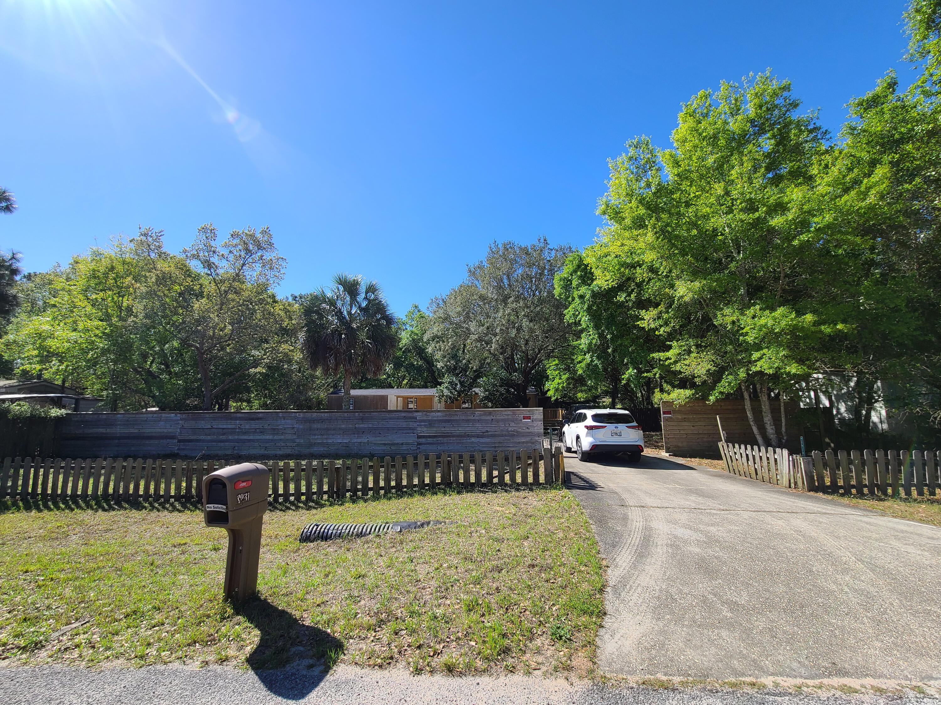 2931 Crittenden Drive