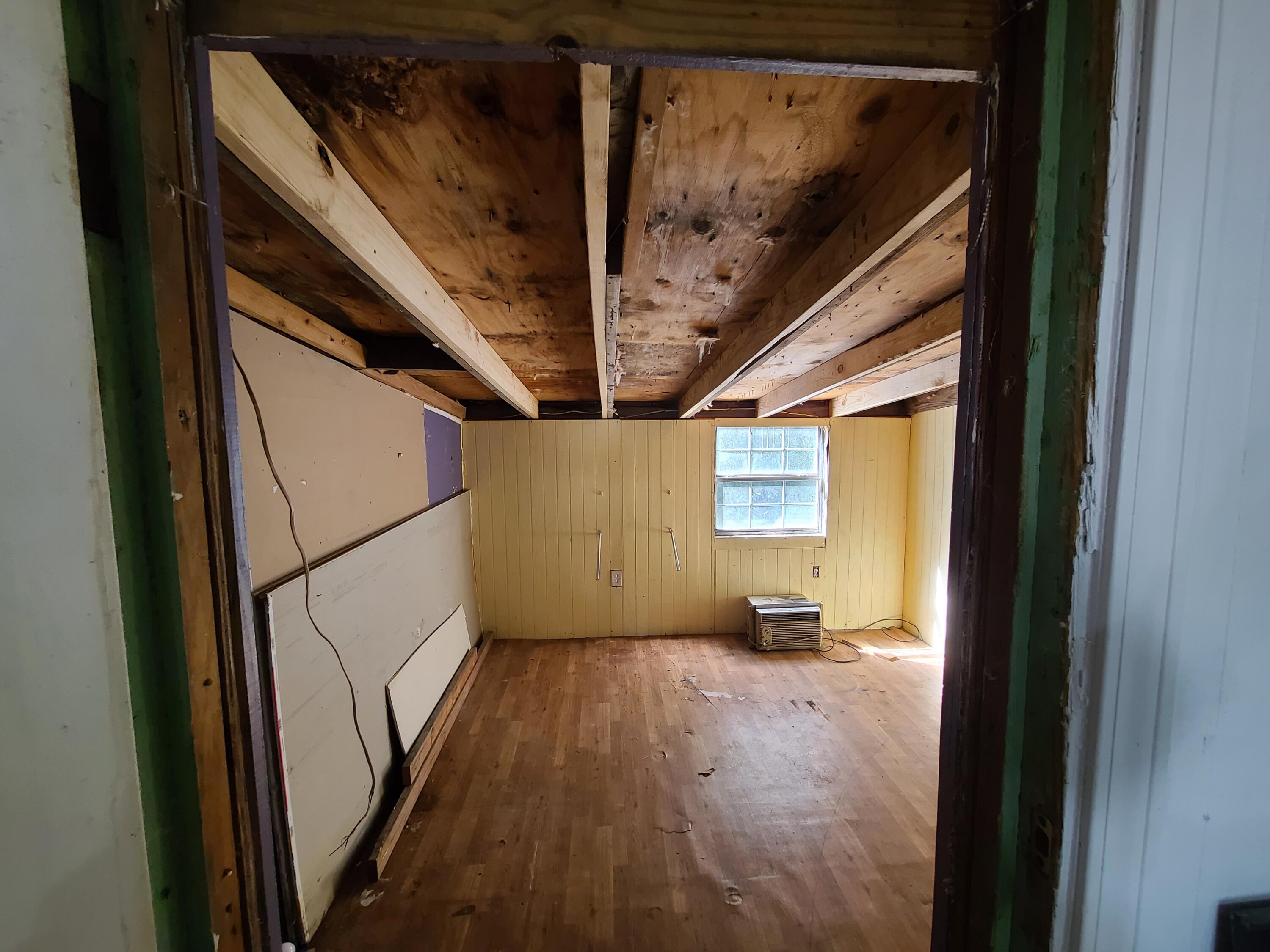 2931 Crittenden Drive