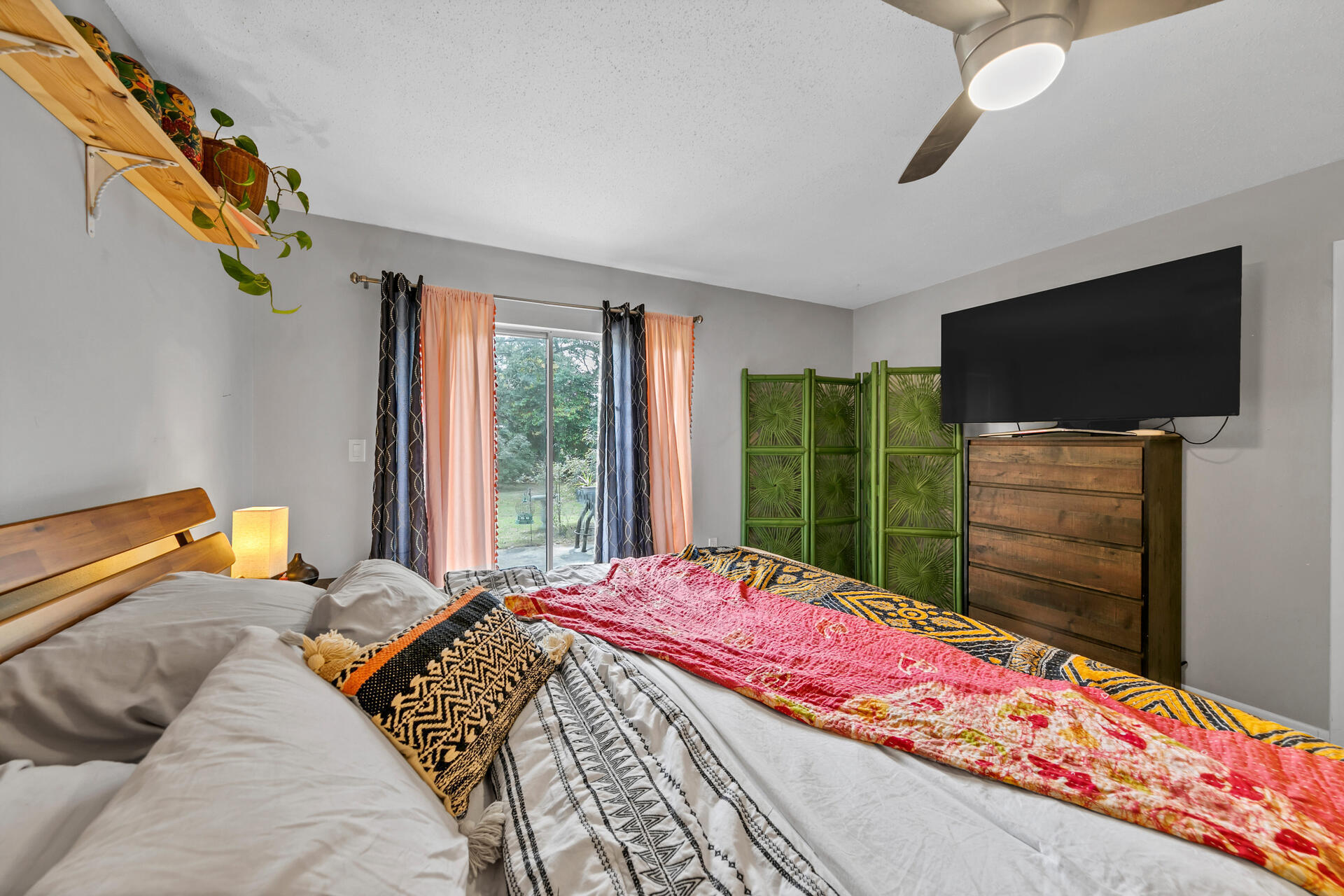 20 NE Cambridge Avenue