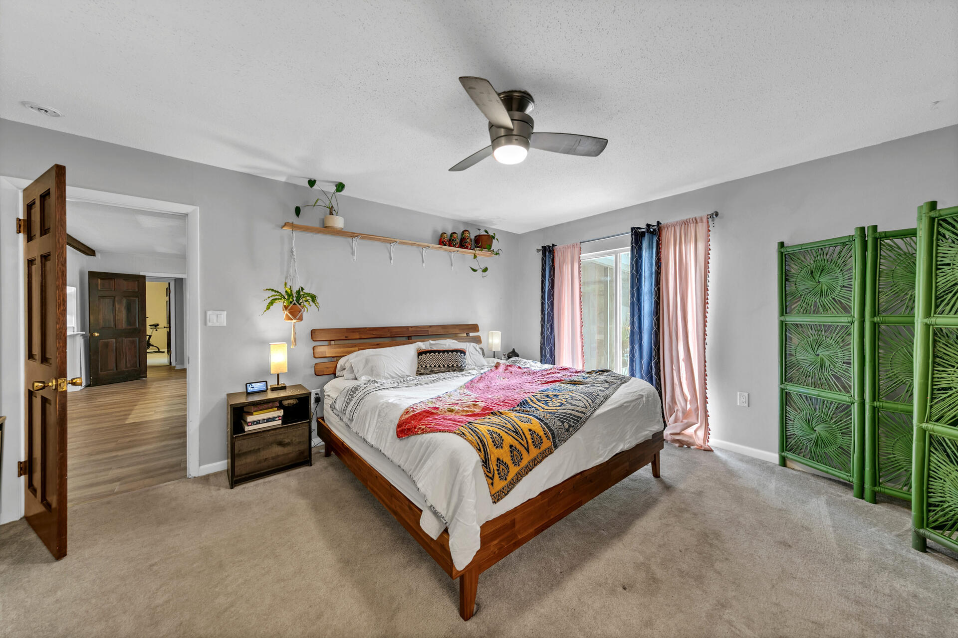 20 NE Cambridge Avenue