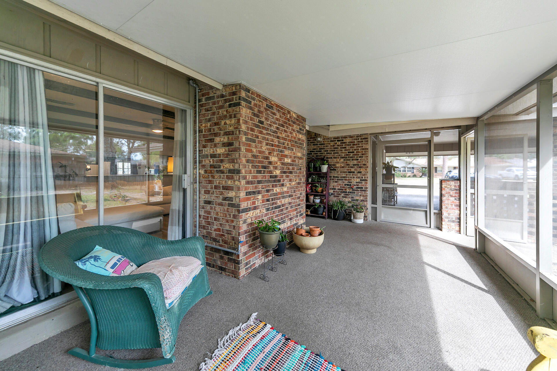 20 NE Cambridge Avenue