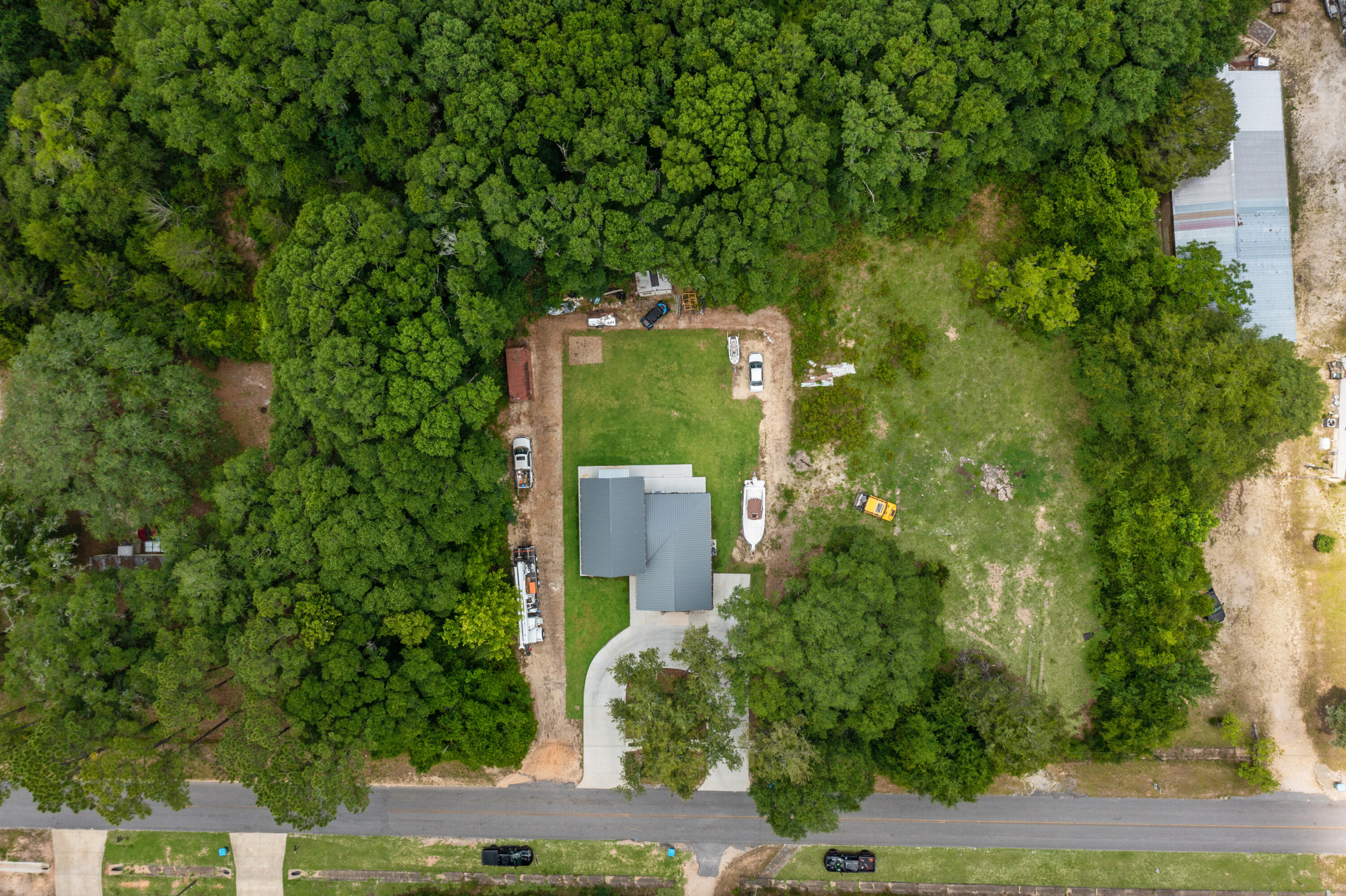 981 E Chestnut Avenue