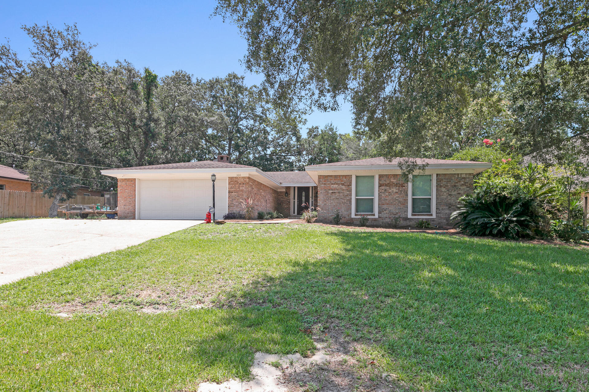 300 NW Vaughan Street