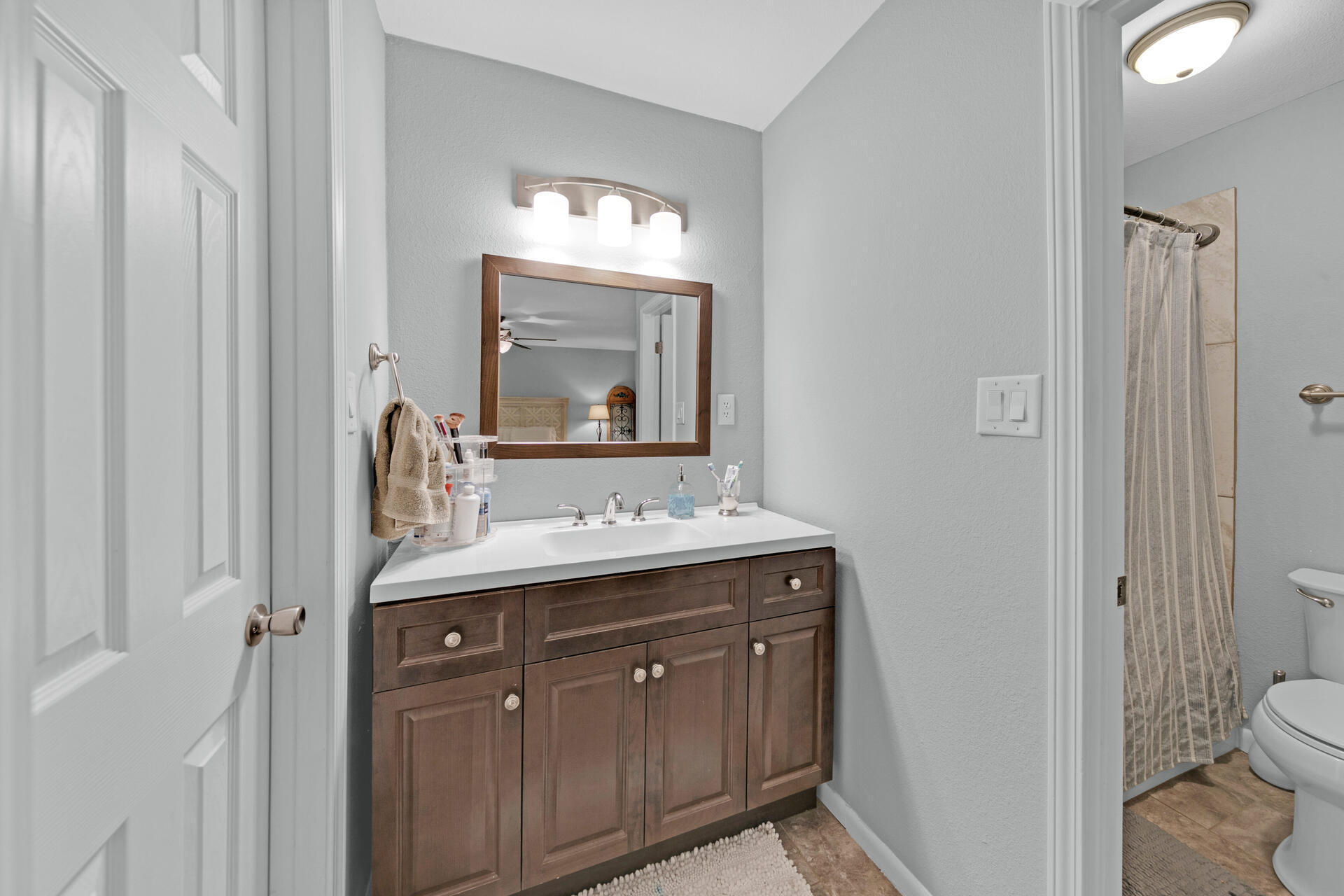 300 NW Vaughan Street