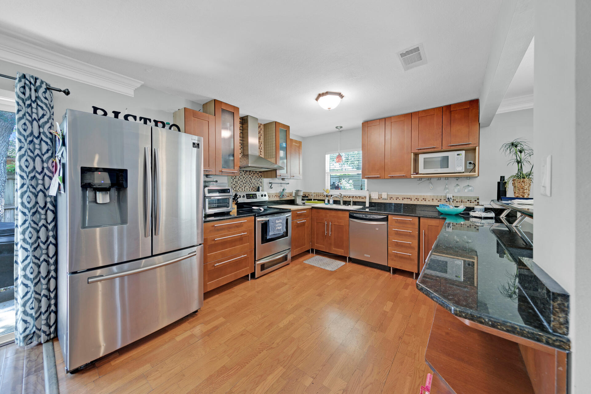 300 NW Vaughan Street