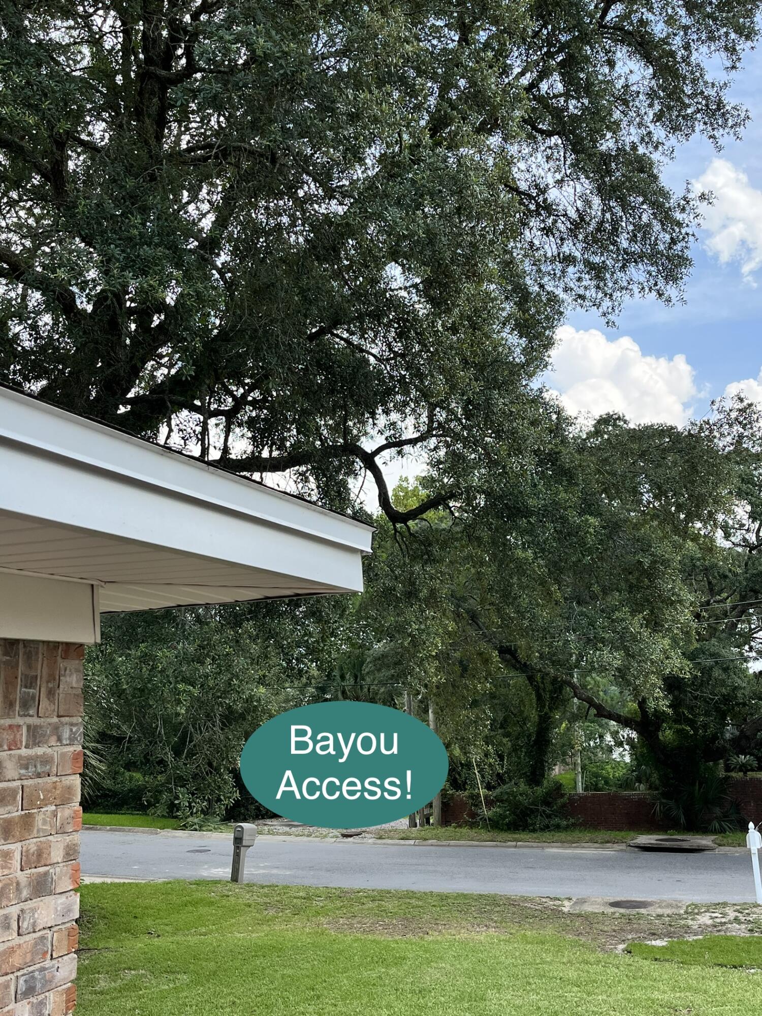 300 NW Vaughan Street