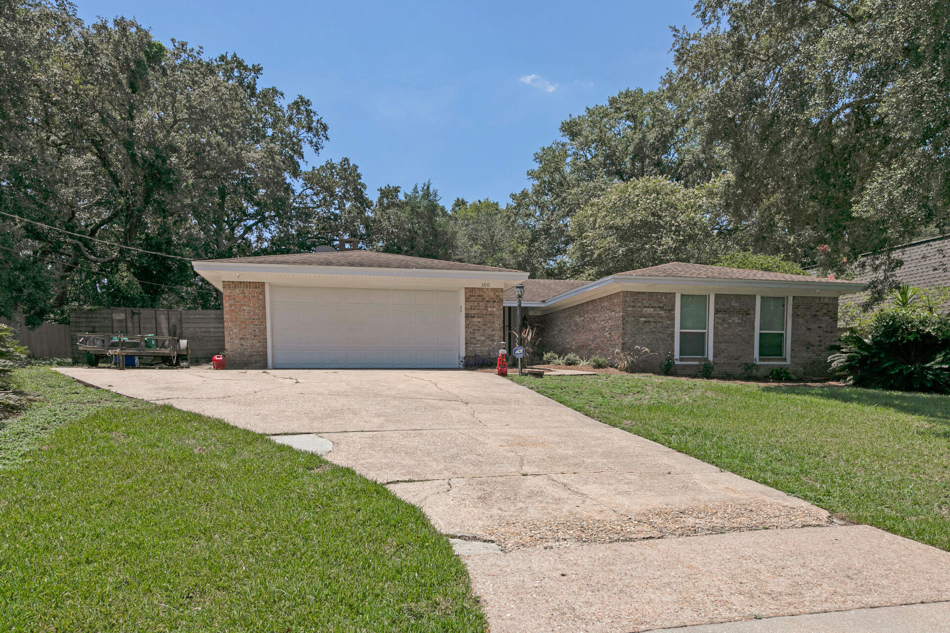 300 NW Vaughan Street