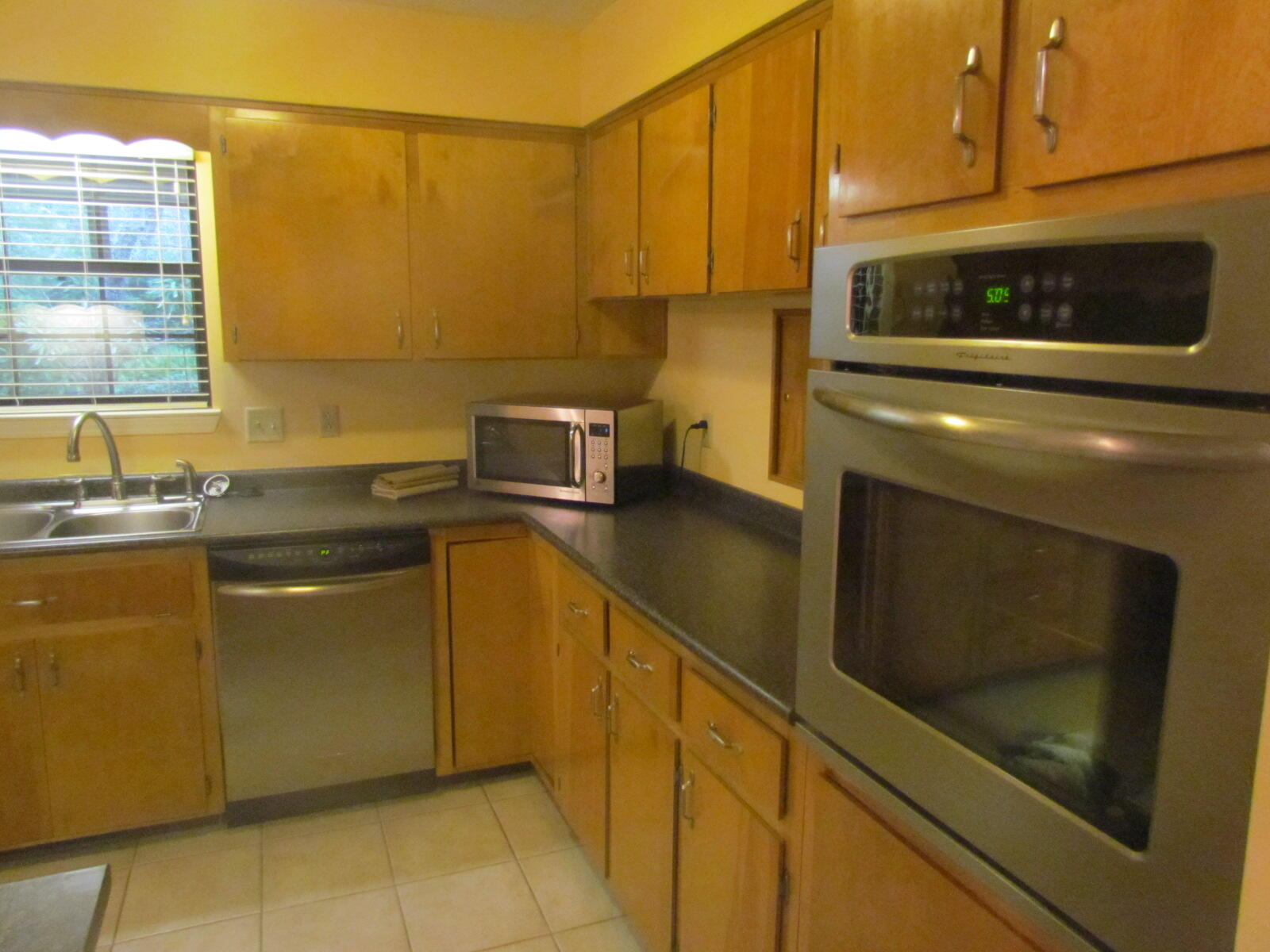 904 S Whisperwood Lane