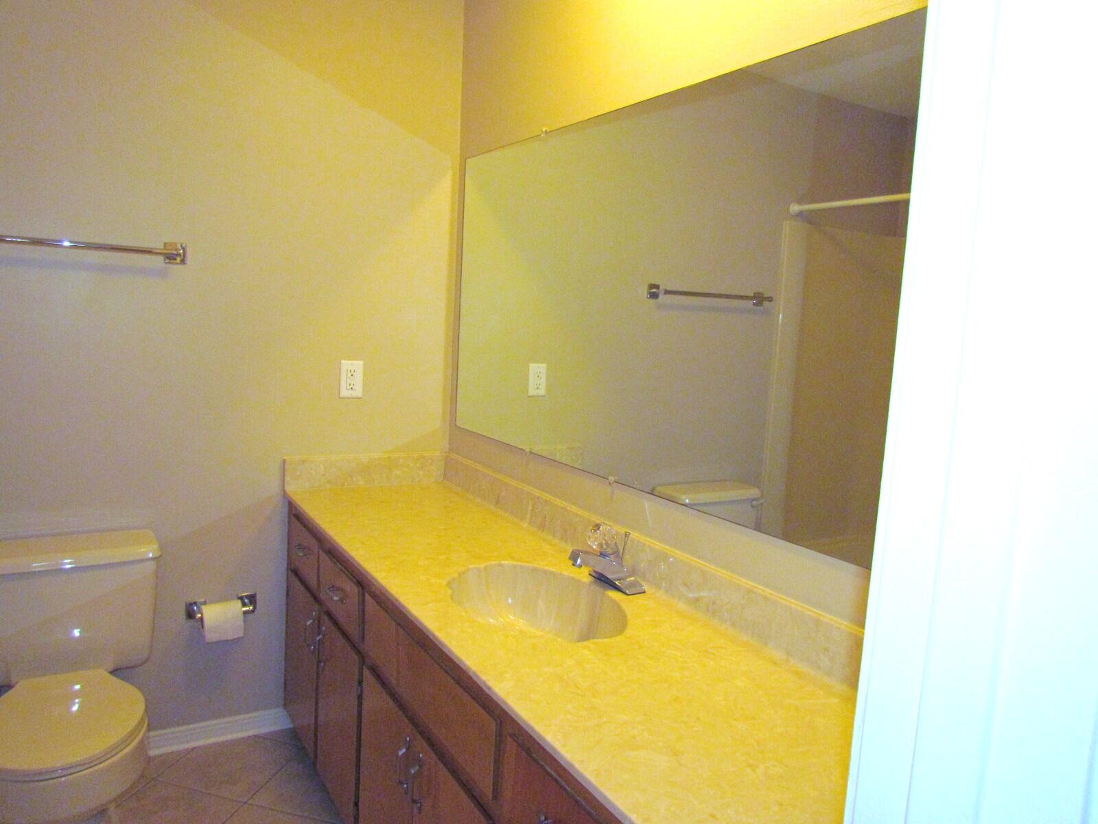 904 S Whisperwood Lane