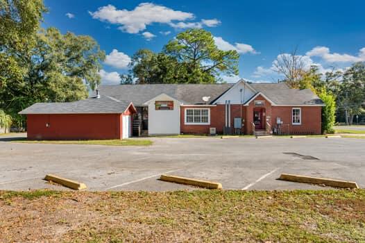 398 E Hickory Avenue