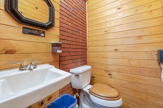 398 E Hickory Avenue