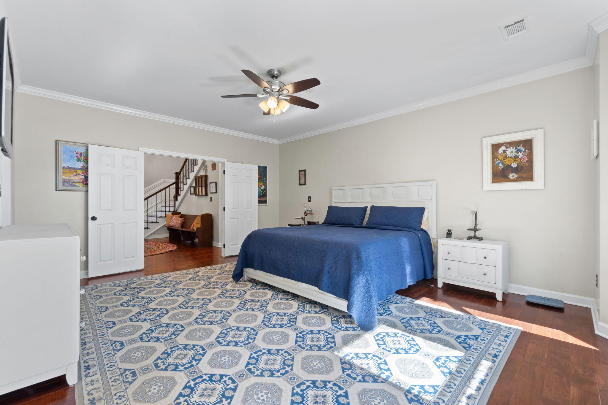 59 Lakeshore Drive