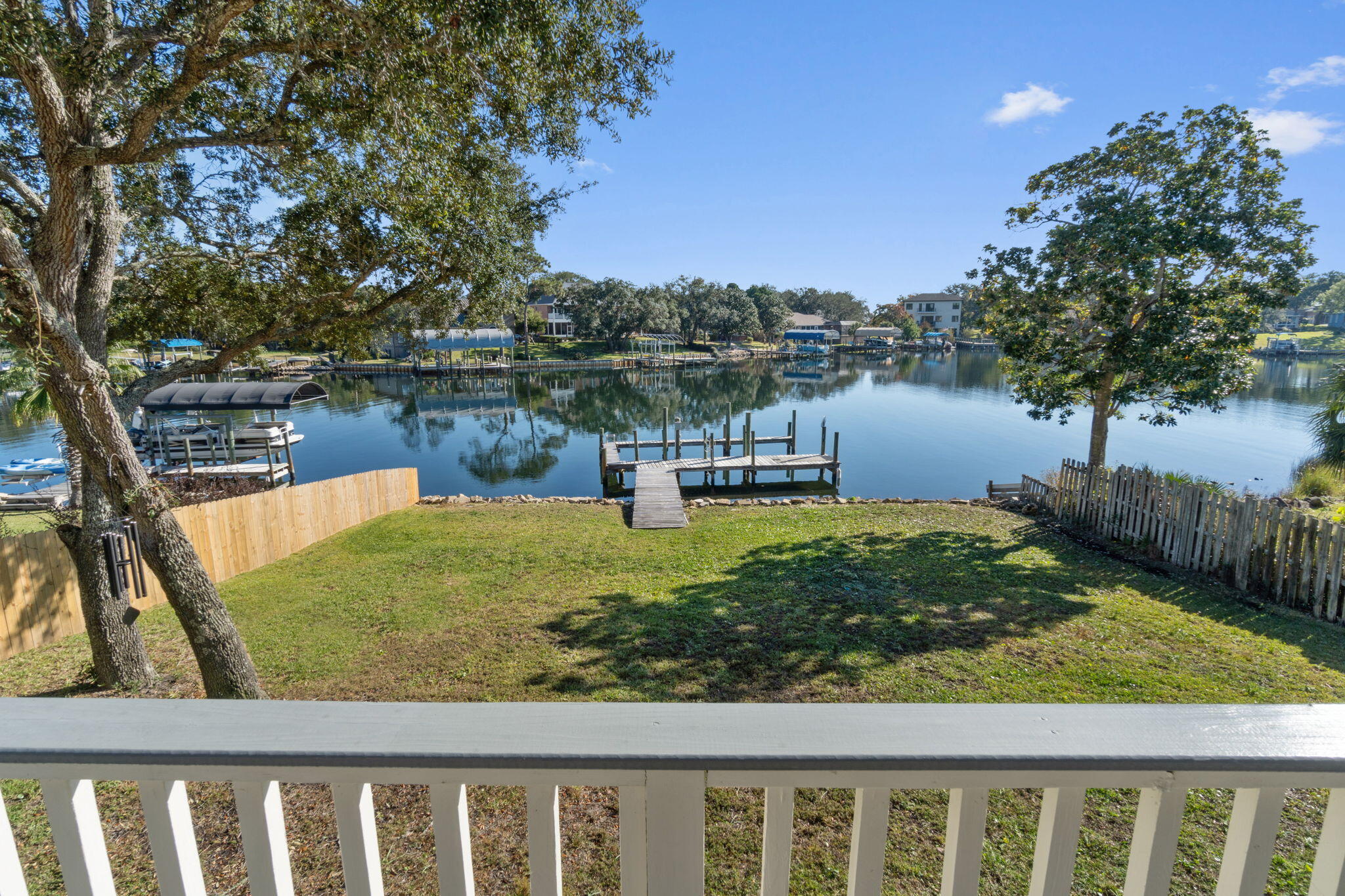 59 Lakeshore Drive