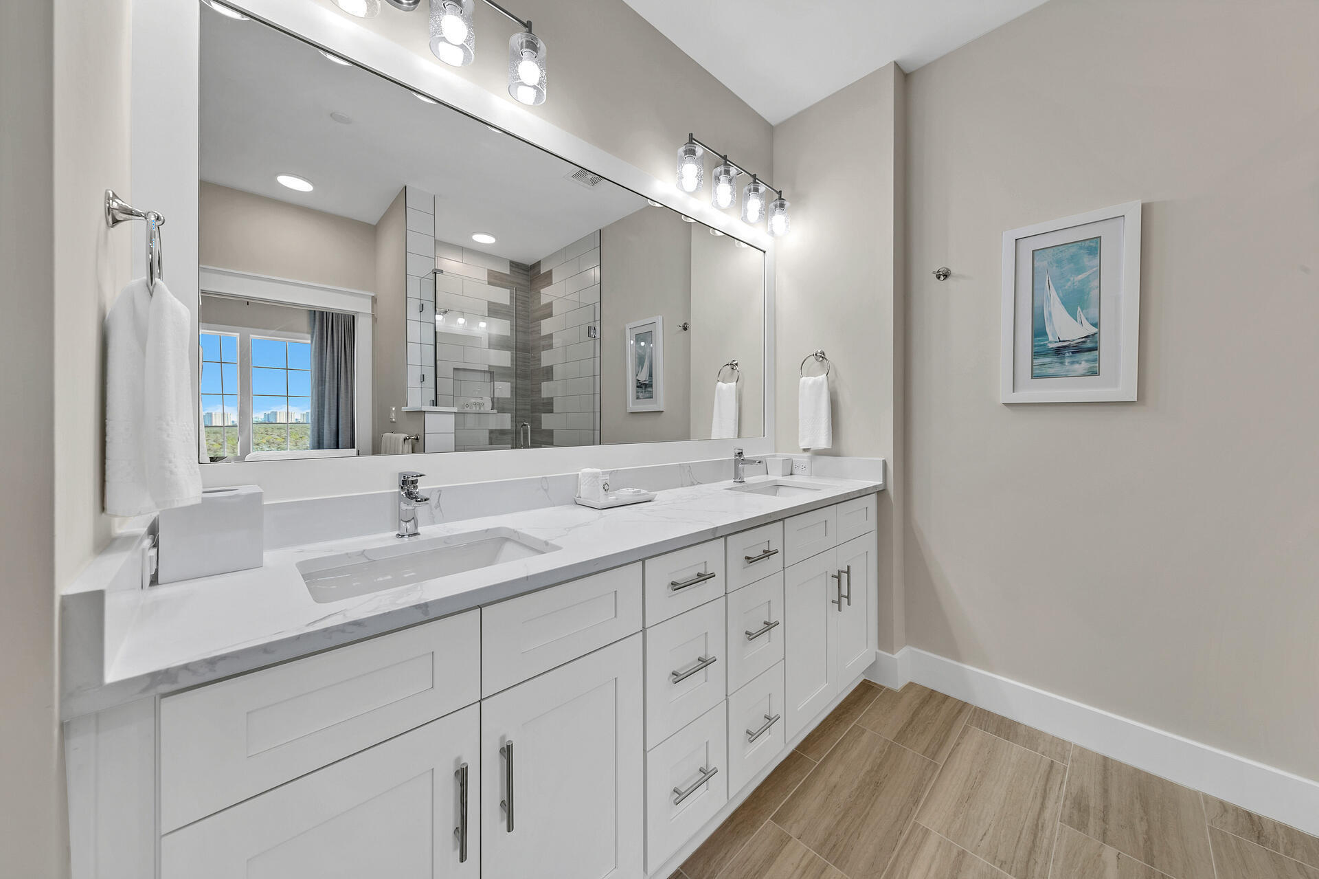 206 Henderson Resort Way, 5404
