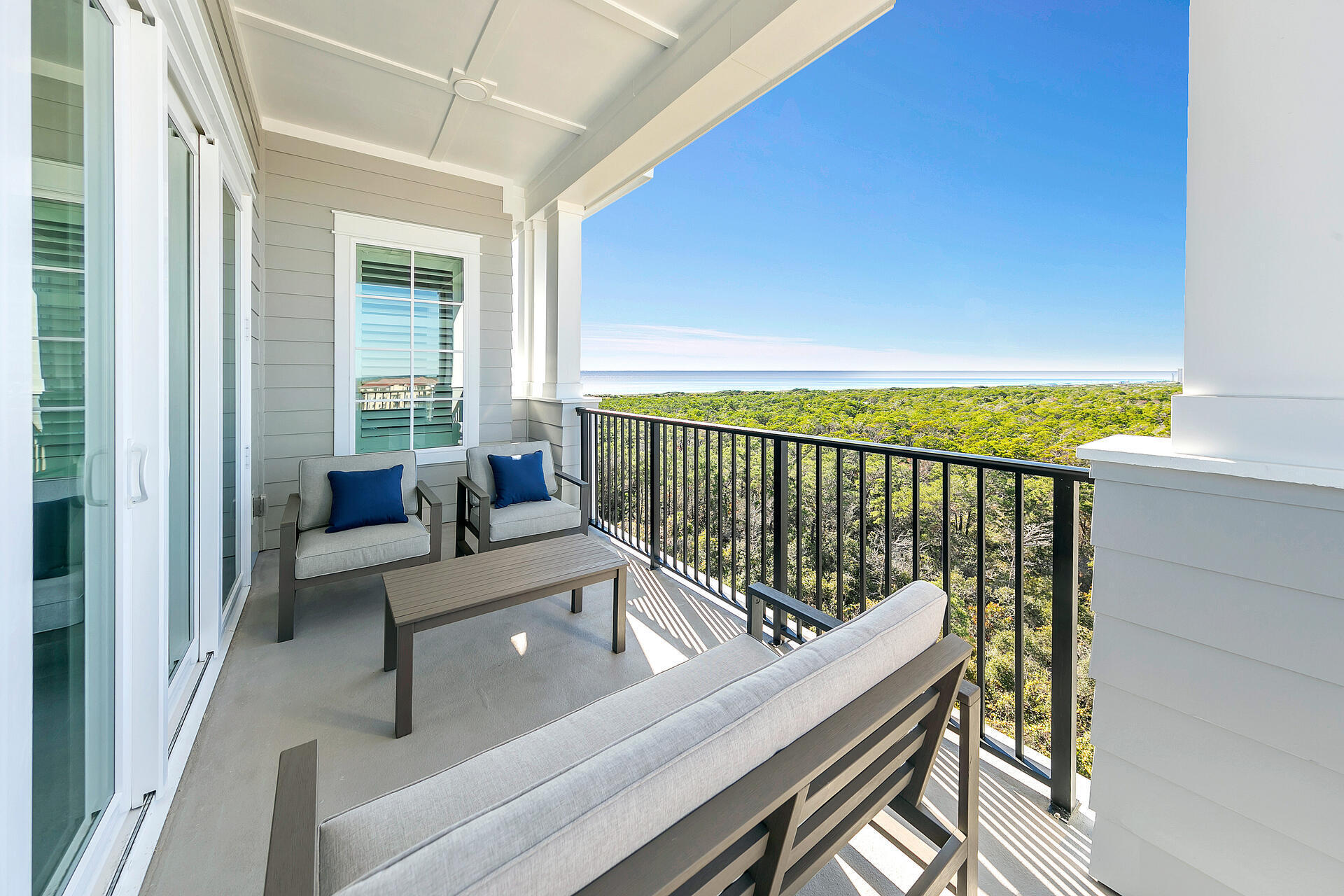206 Henderson Resort Way, 5404