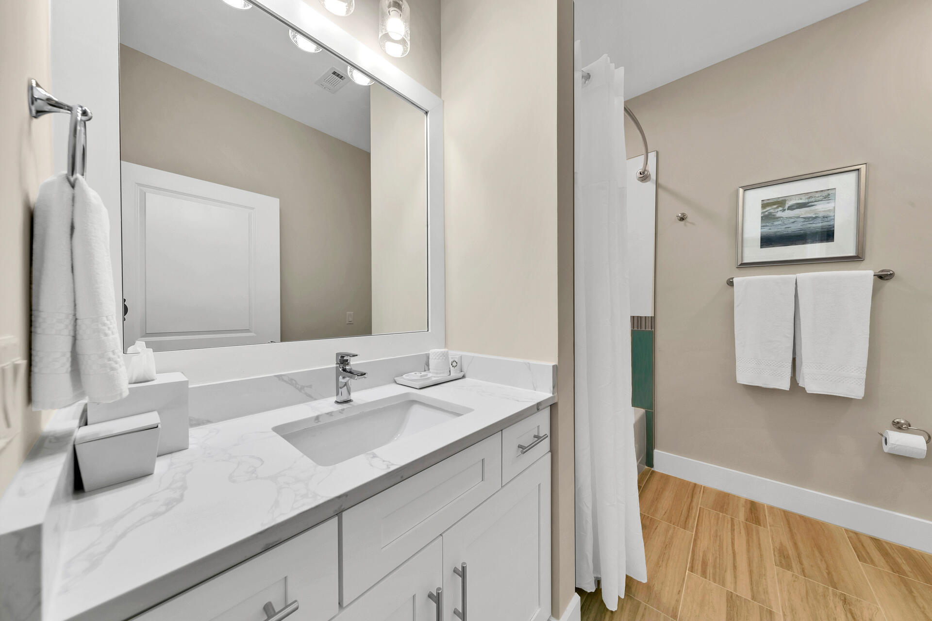 206 Henderson Resort Way, 5404