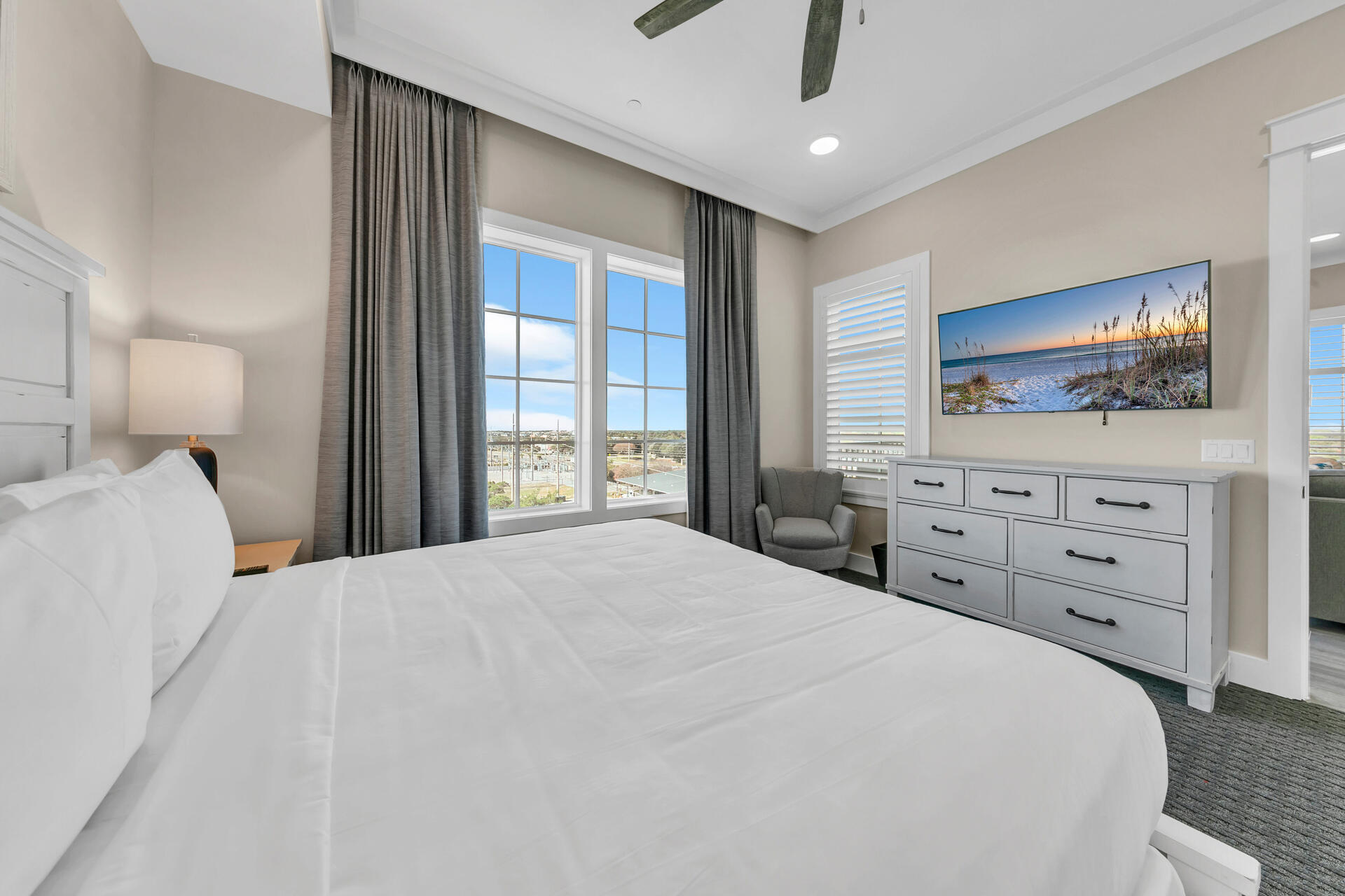 206 Henderson Resort Way, 5404