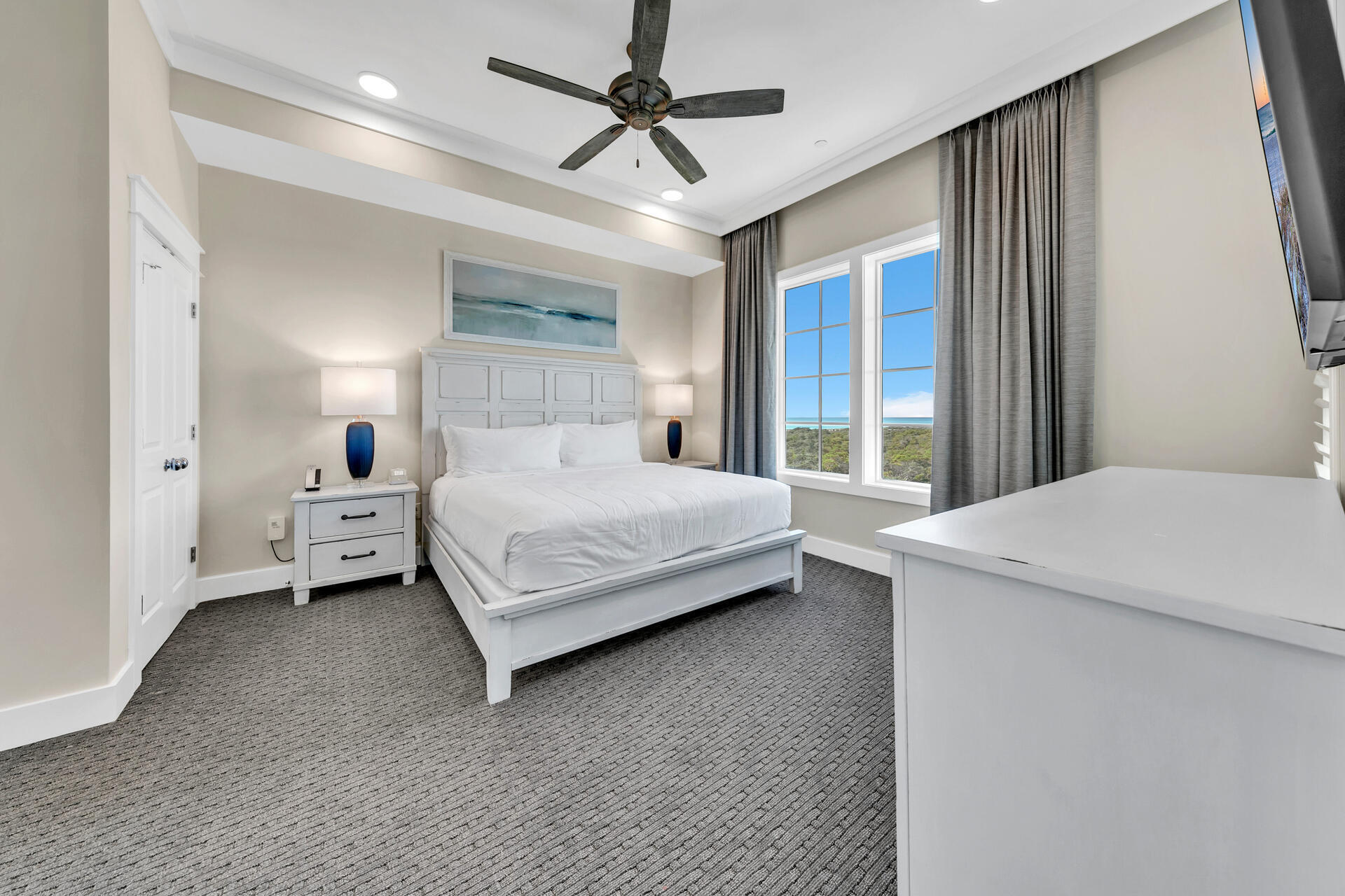 206 Henderson Resort Way, 5404